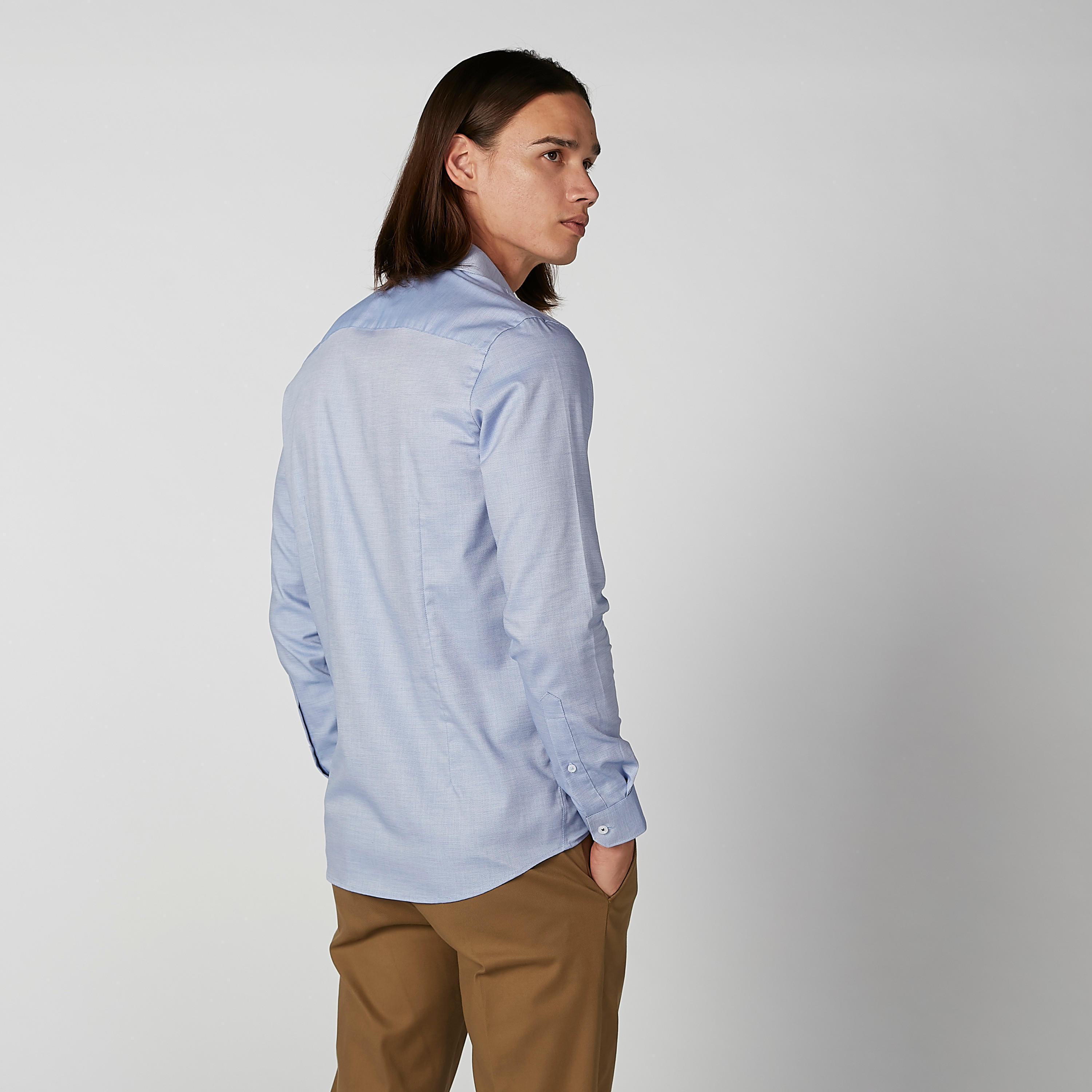 قميص رسمي سادة بقصّة سليم وياقة عاديّة وأكمام طويلة-men-clothing-shirts-image-4