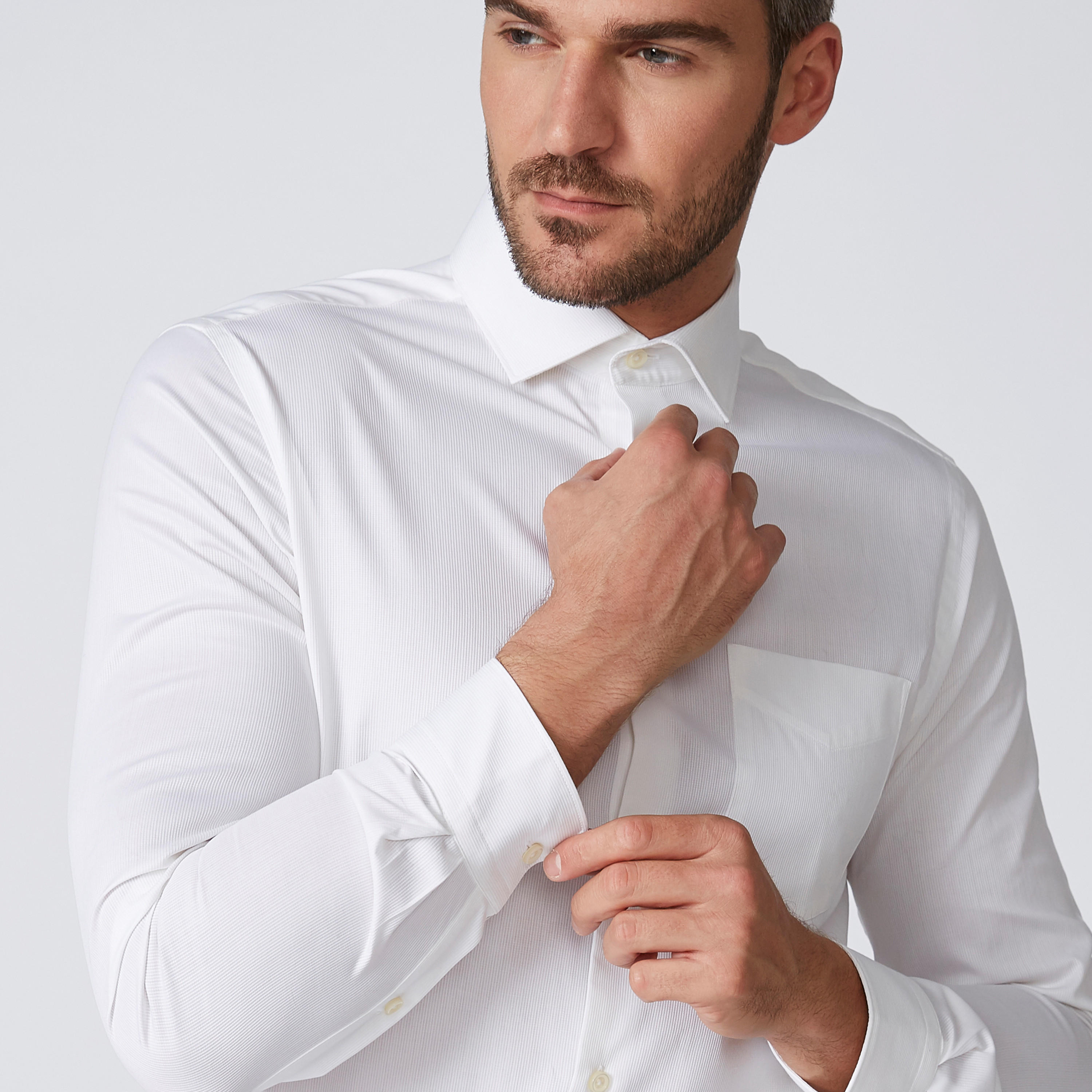 قميص مستدام سادة بأكمام طويلة وجيب على الصدر -men-clothing-shirts-image-1