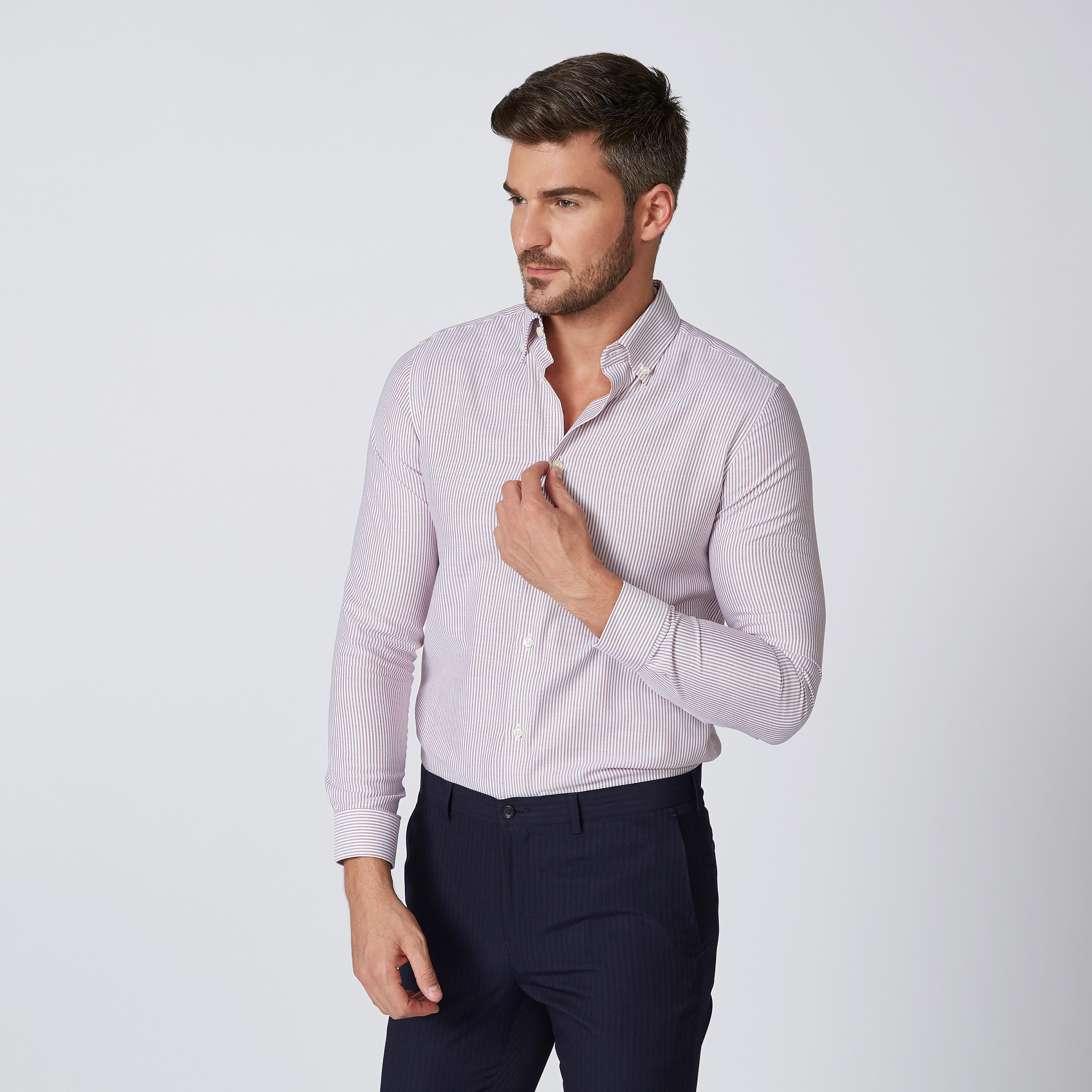 قميص مستدام مقلّم بياقة عاديّة وأكمام طويلة-men-clothing-shirts-image-1