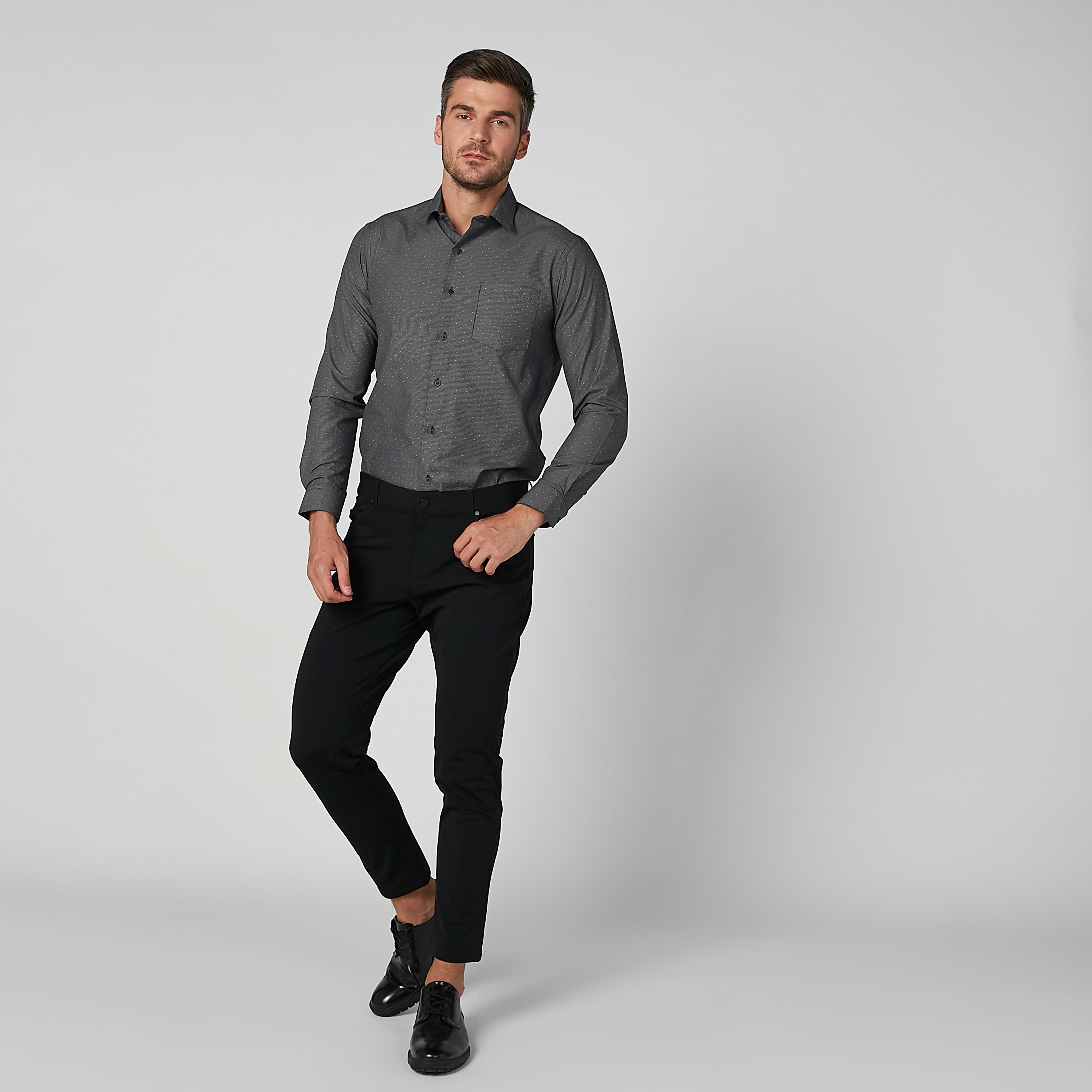 Skinny Fit Solid Trousers with Pocket Detail-men-clothing-bottoms-trousersandchinos-trousers-image-2