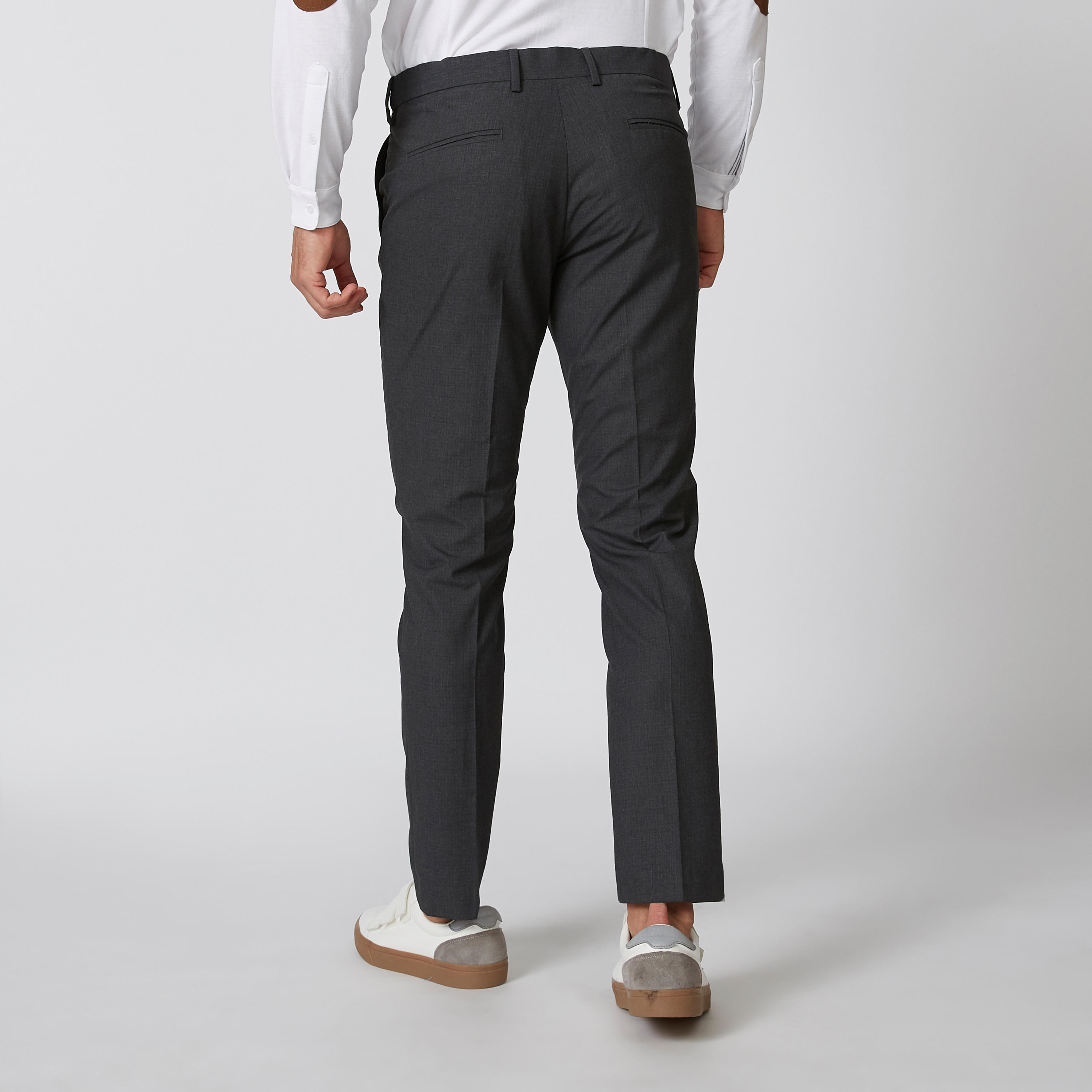 بنطلون بارز الملمس بقصّة سليم وخصر متوسط الارتفاع وجيوب-men-clothing-bottoms-trousersandchinos-trousers-image-3