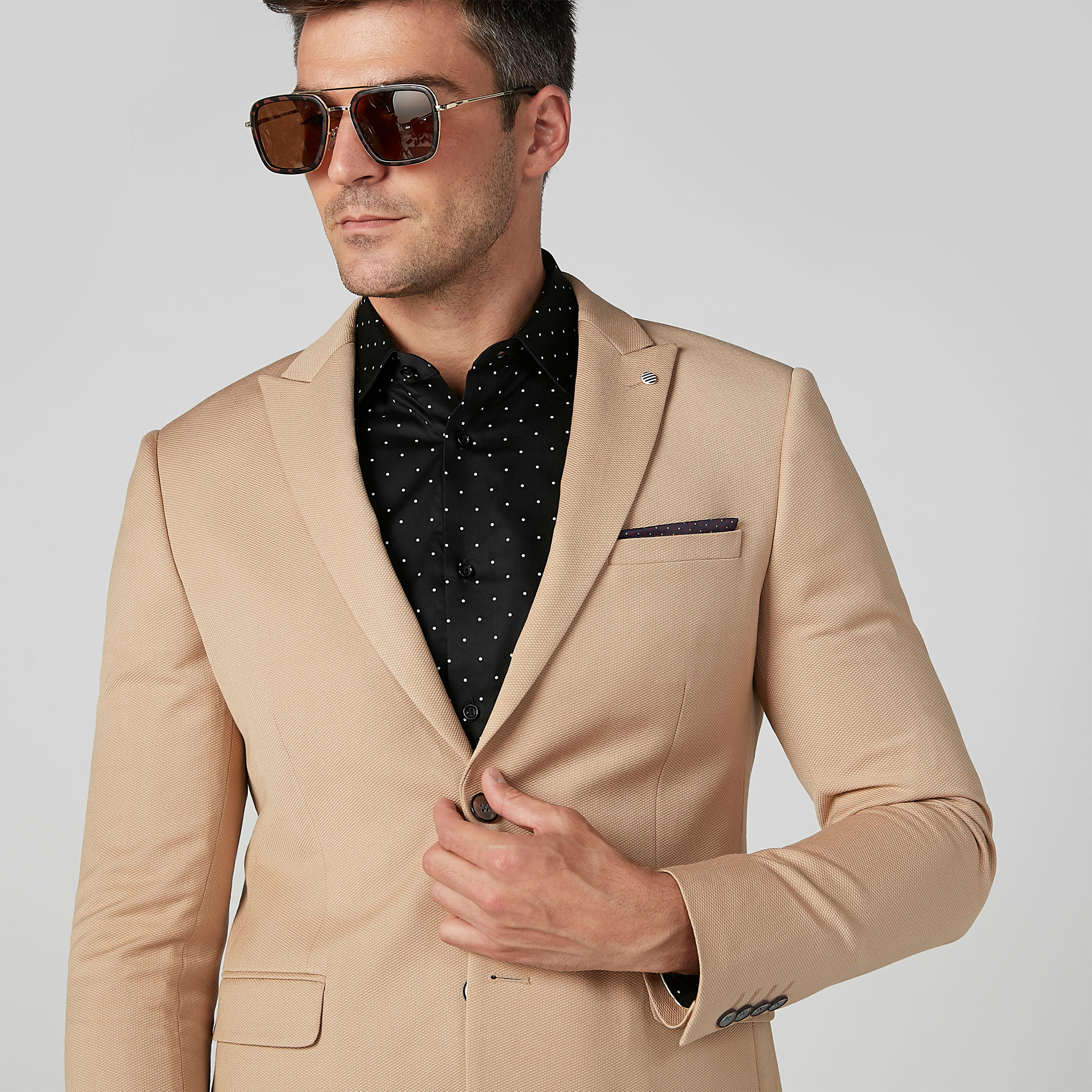 بليزر رسمي بارز الملمس بقصّة سليم وجيوب بطيّة-men-winterwear-jacketsandblazers-image-3