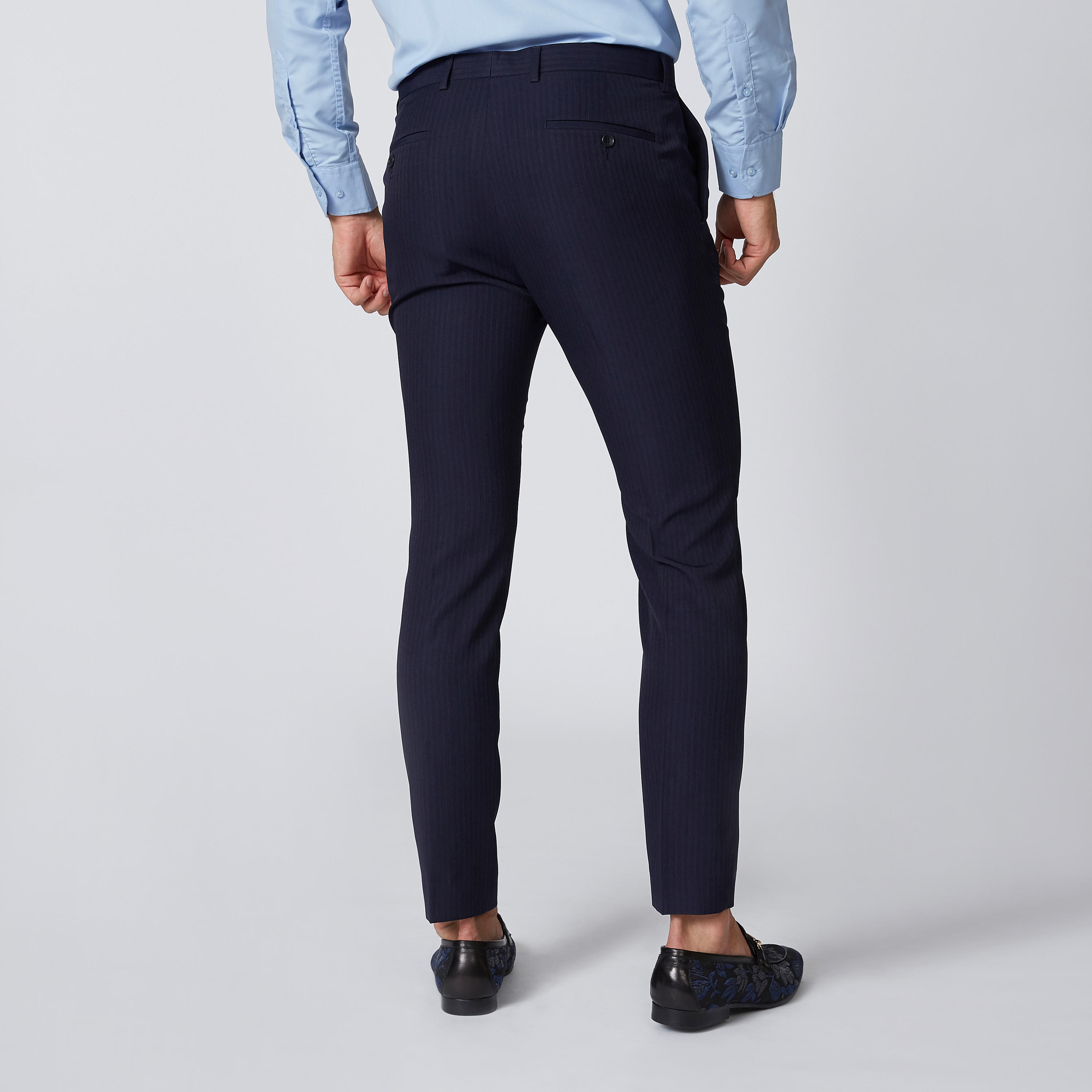 بنطلون مقلّم طويل بجيوب وحلقات للحزام-men-clothing-bottoms-trousersandchinos-trousers-image-3
