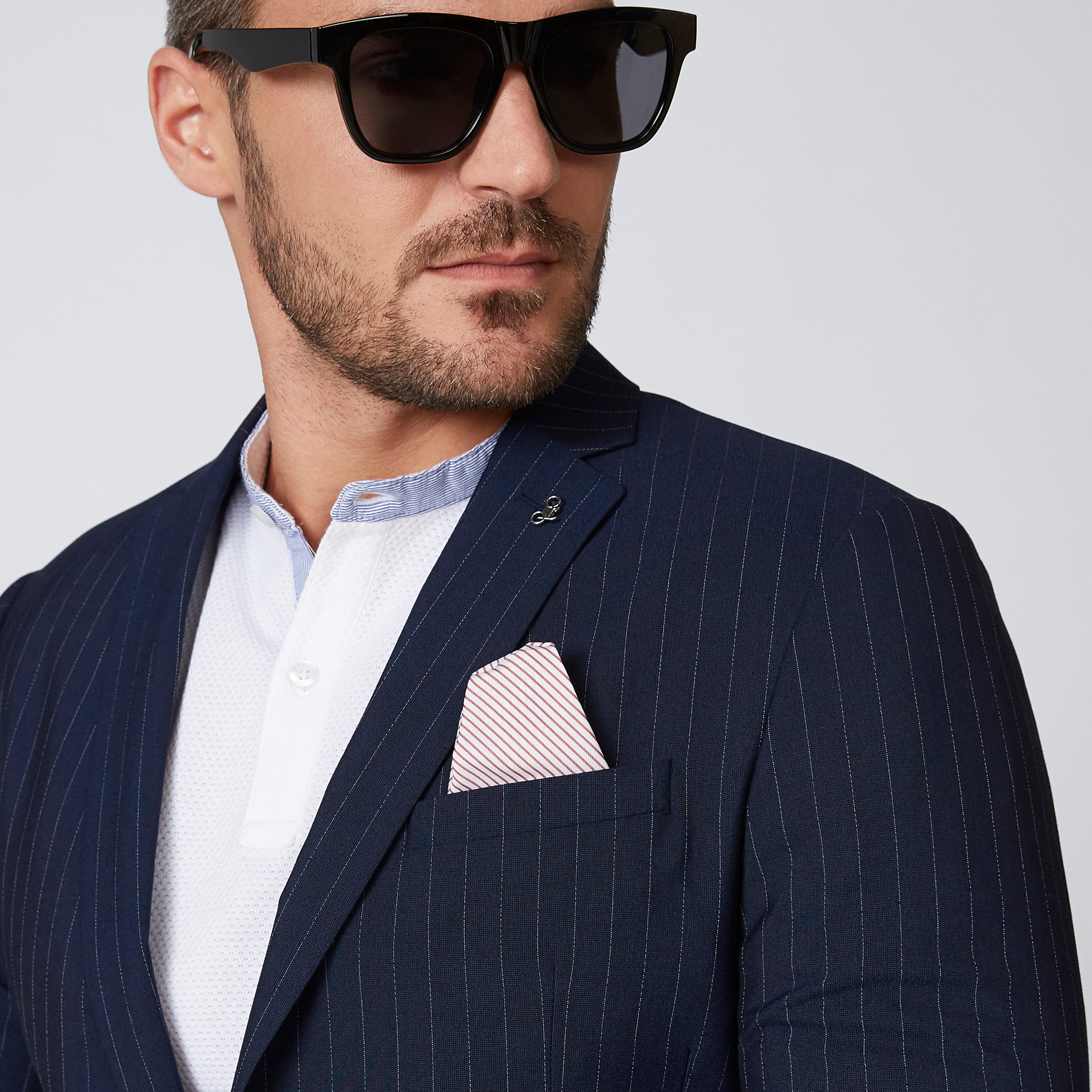بليزر مقلّم بقصّة سليم وياقة طويلة وأكمام طويلة-men-winterwear-jacketsandblazers-image-2