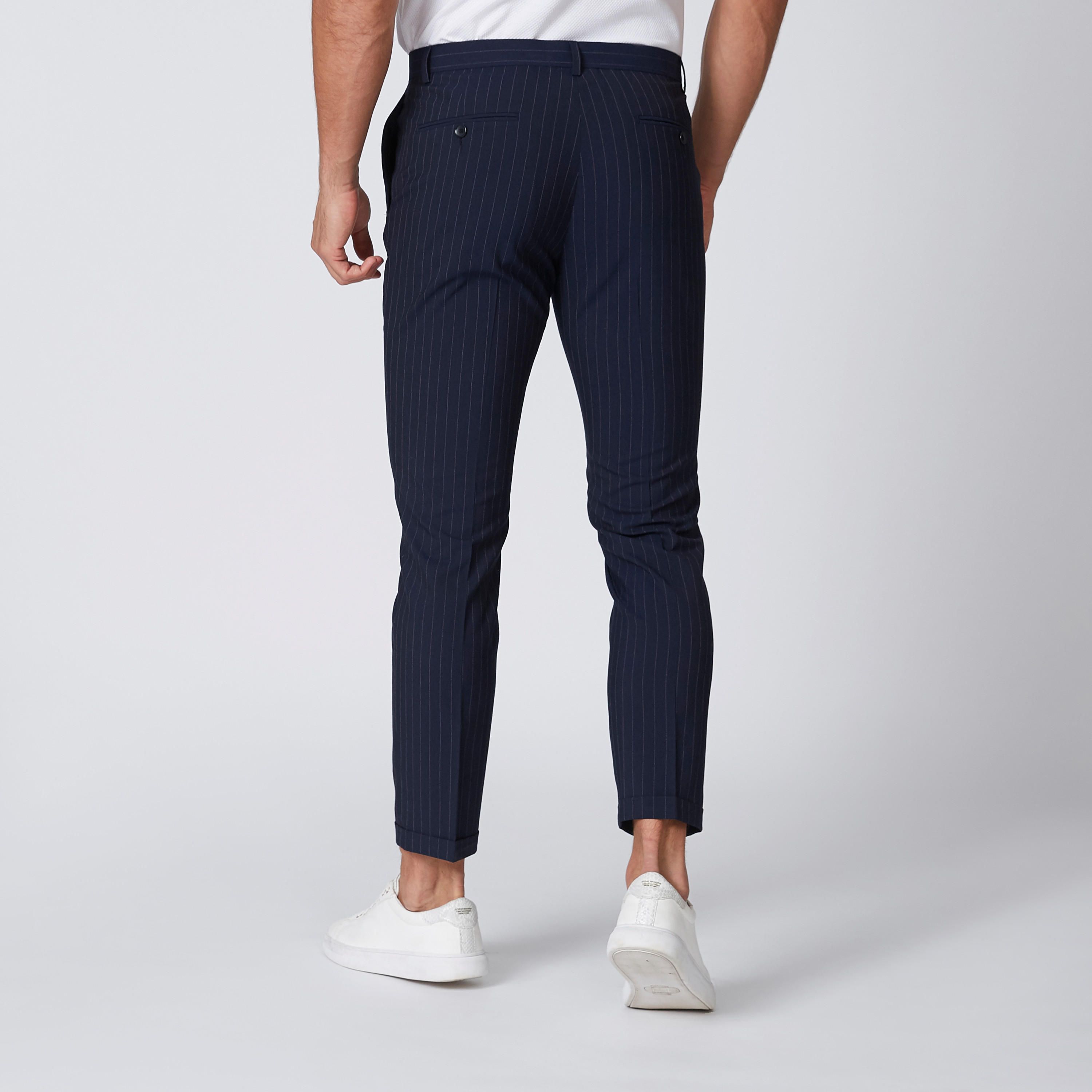 بنطلون مقلّم بقصّة سليم وخصر متوسط الارتفاع وجيوب-men-clothing-bottoms-trousersandchinos-trousers-image-2