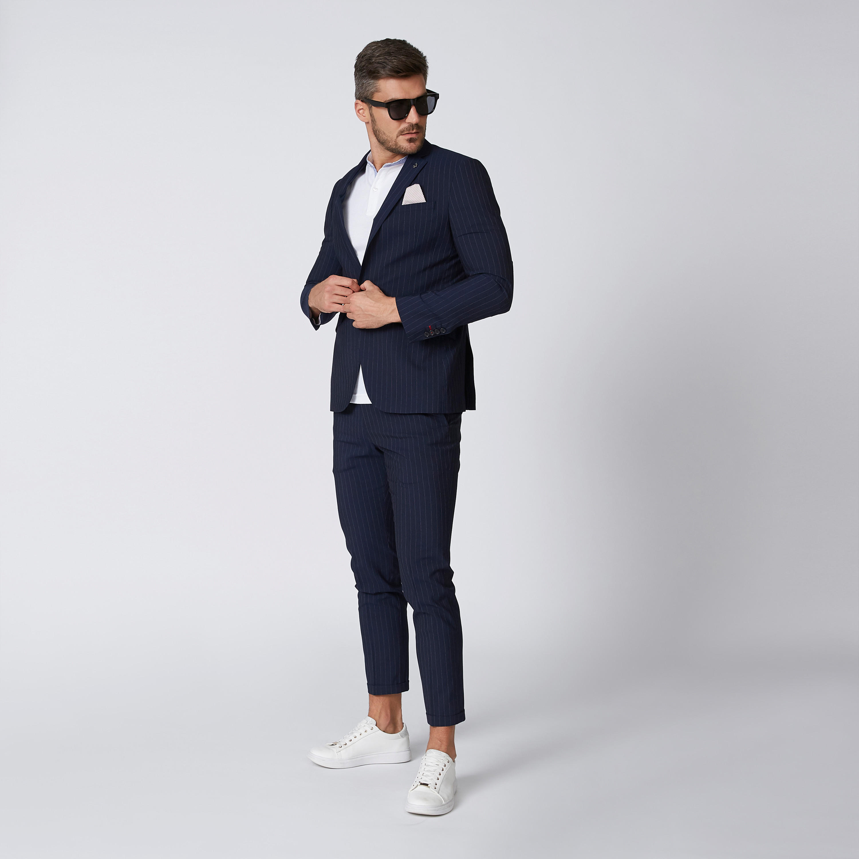 بنطلون مقلّم بقصّة سليم وخصر متوسط الارتفاع وجيوب-men-clothing-bottoms-trousersandchinos-trousers-image-3