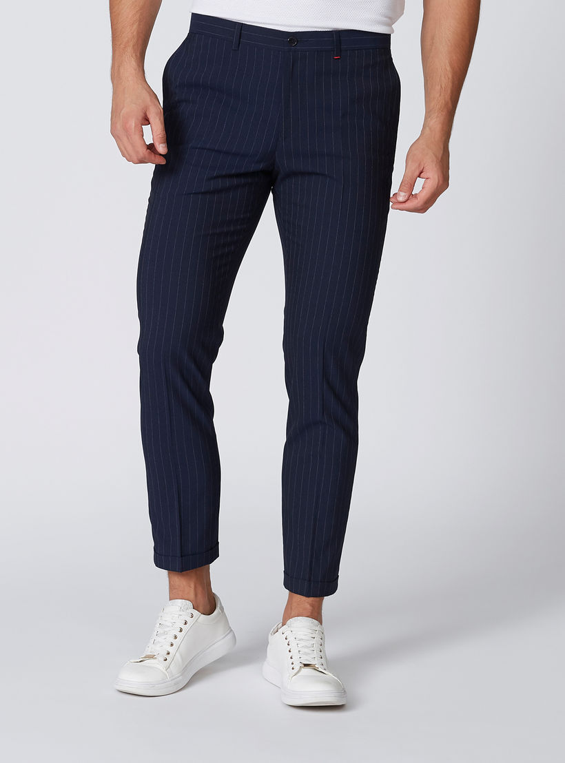 بنطلون مقلّم بقصّة سليم وخصر متوسط الارتفاع وجيوب-men-clothing-bottoms-trousersandchinos-trousers-image-4