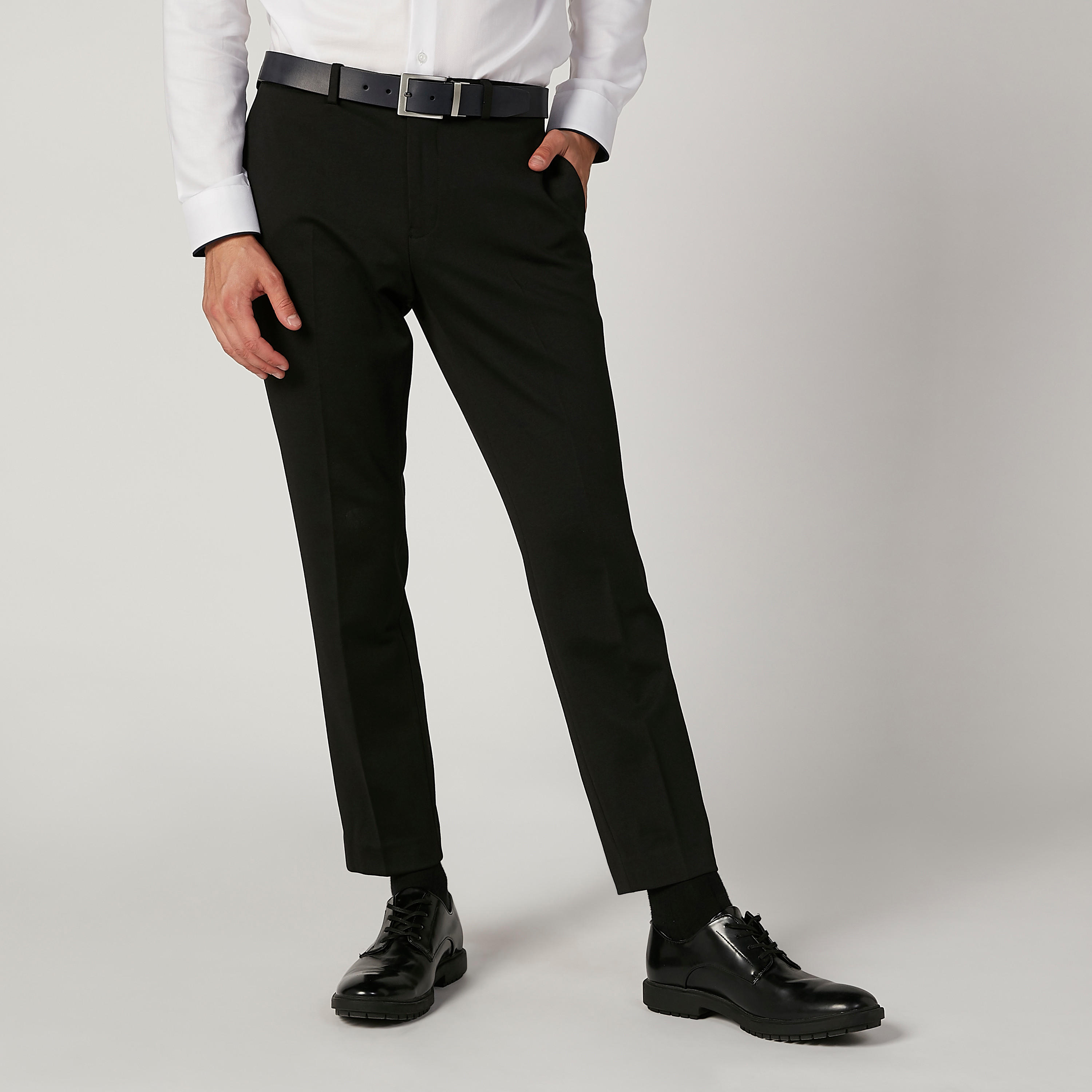 بنطلون سليم سادة بخصر متوسط الارتفاع وجيوب-men-clothing-bottoms-trousersandchinos-trousers-image-1