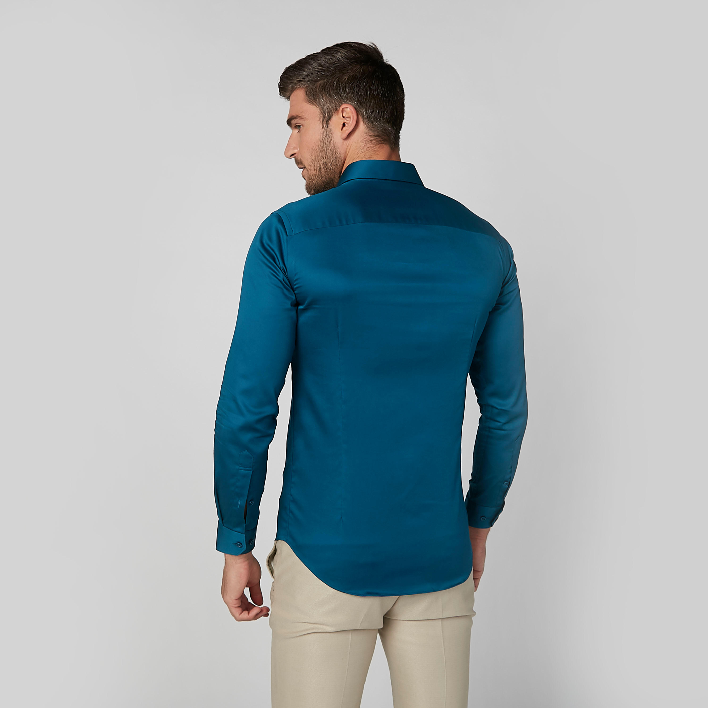 قميص سادة بأكمام طويلة وياقة واسعة-men-clothing-shirts-image-5
