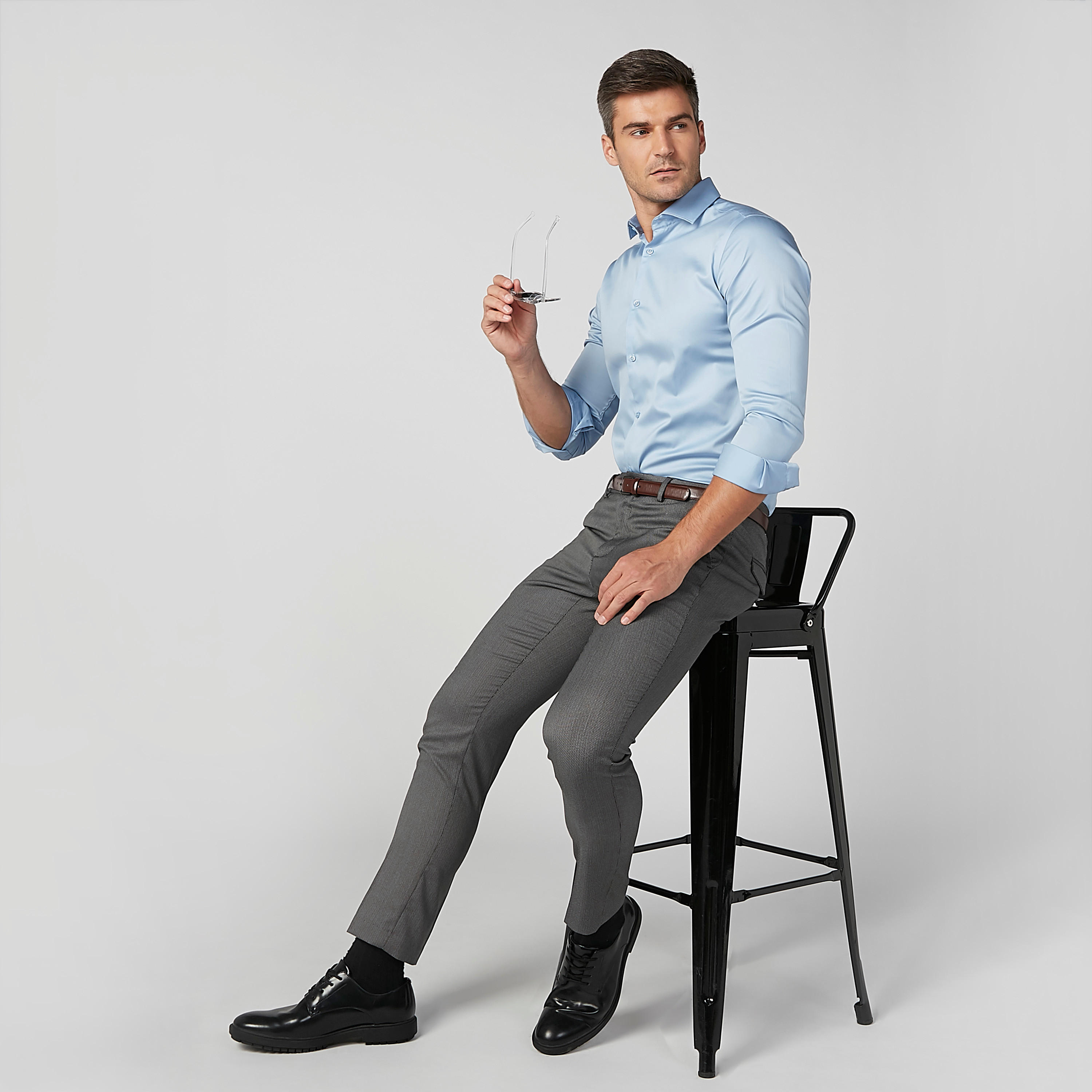 قميص سادة بياقة عاديّة وأكمام طويلة-men-clothing-shirts-image-5