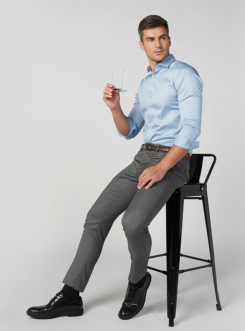 قميص سادة بياقة عاديّة وأكمام طويلة-men-clothing-shirts-image-5