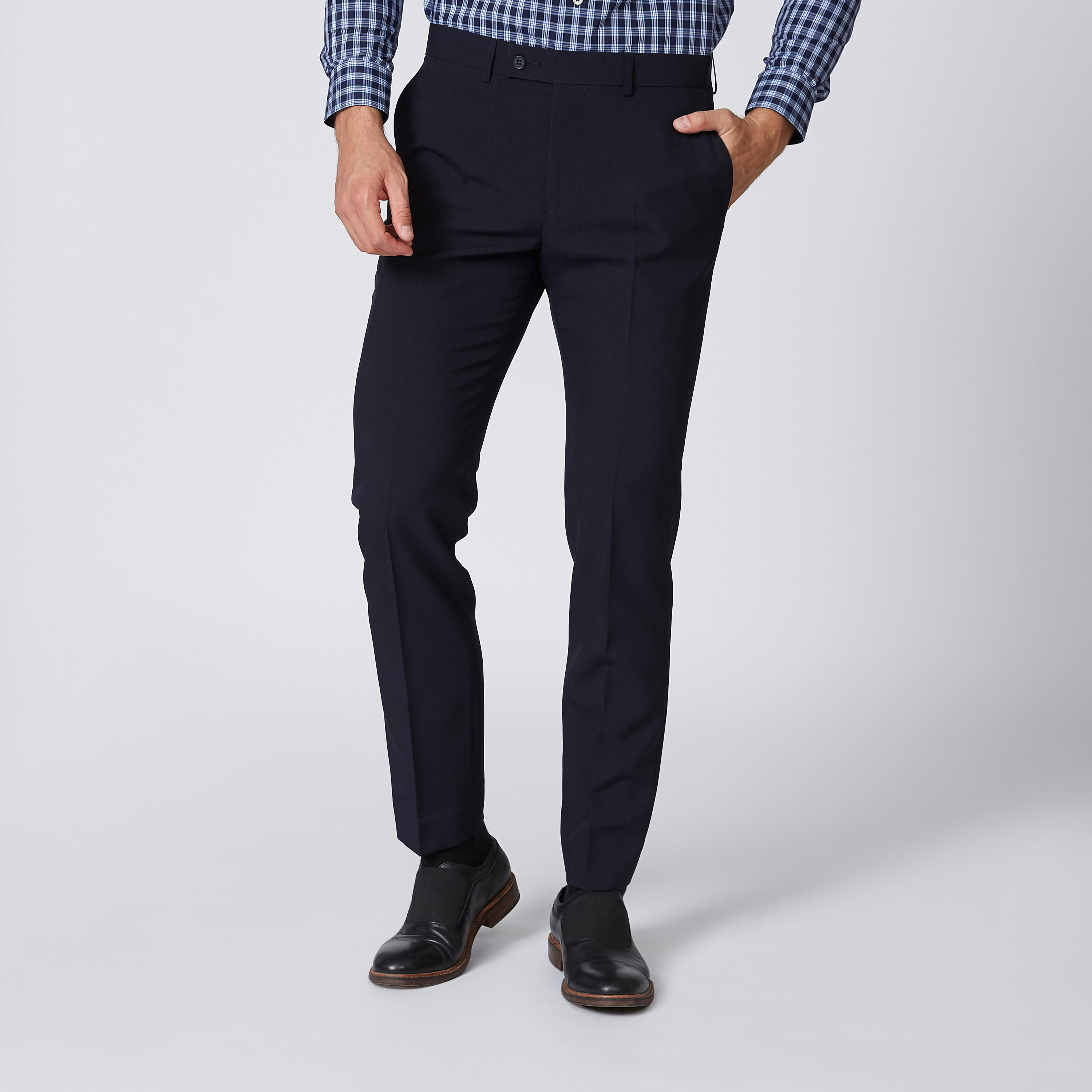 بنطلون سادة طويل بجيوب وحلقات للحزام-men-clothing-bottoms-trousersandchinos-trousers-image-2