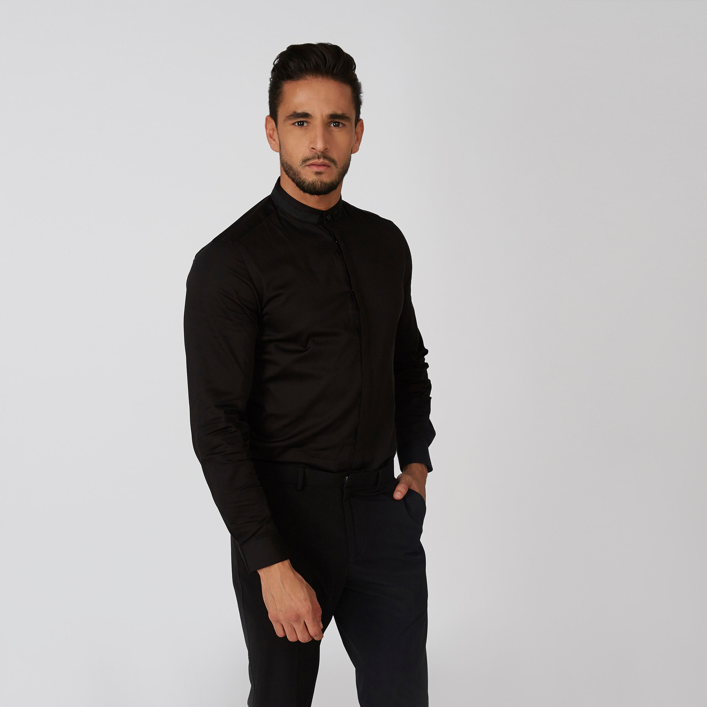 قميص سادة بياقة ماندارين وأكمام طويلة-men-clothing-shirts-image-1