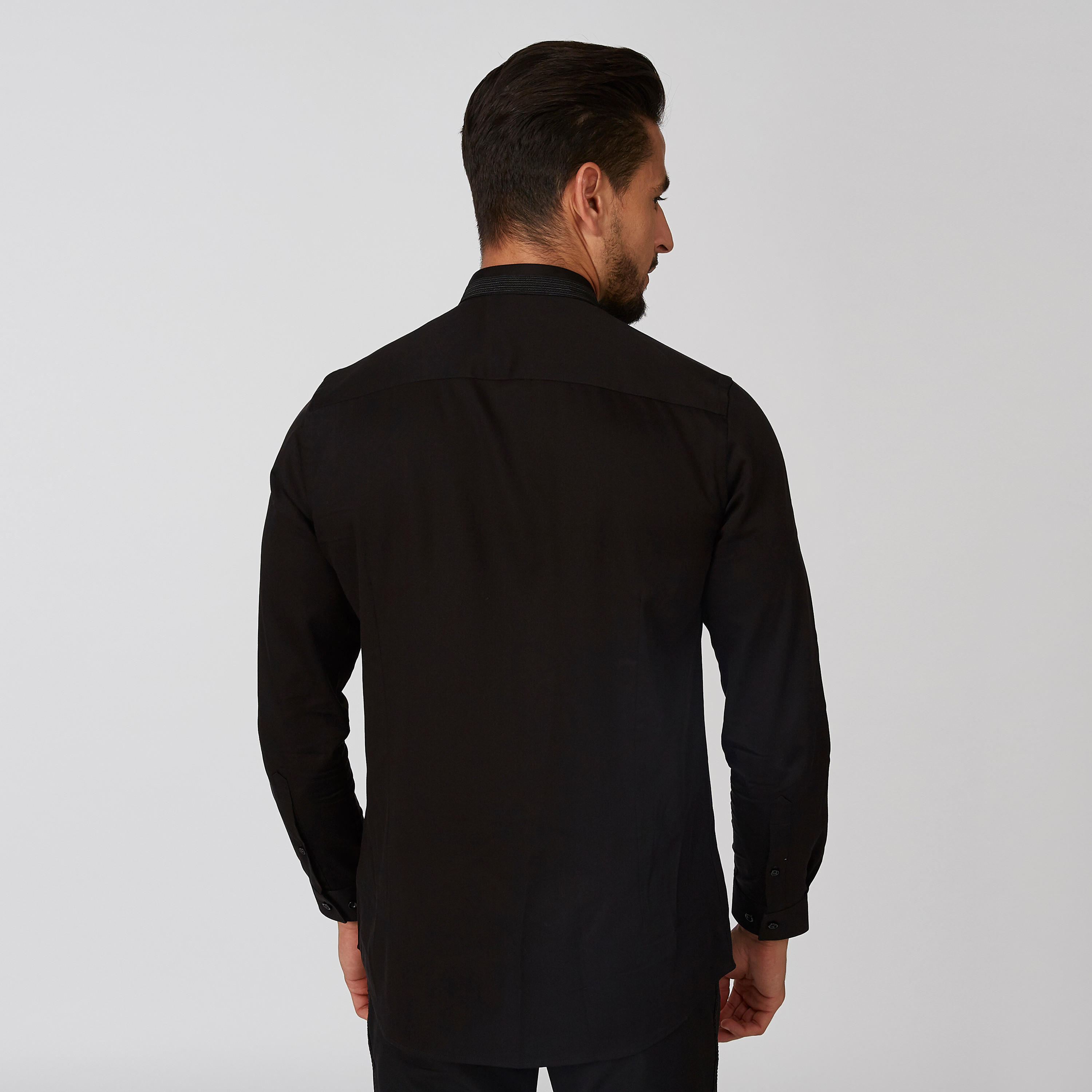 قميص سادة بياقة ماندارين وأكمام طويلة-men-clothing-shirts-image-2