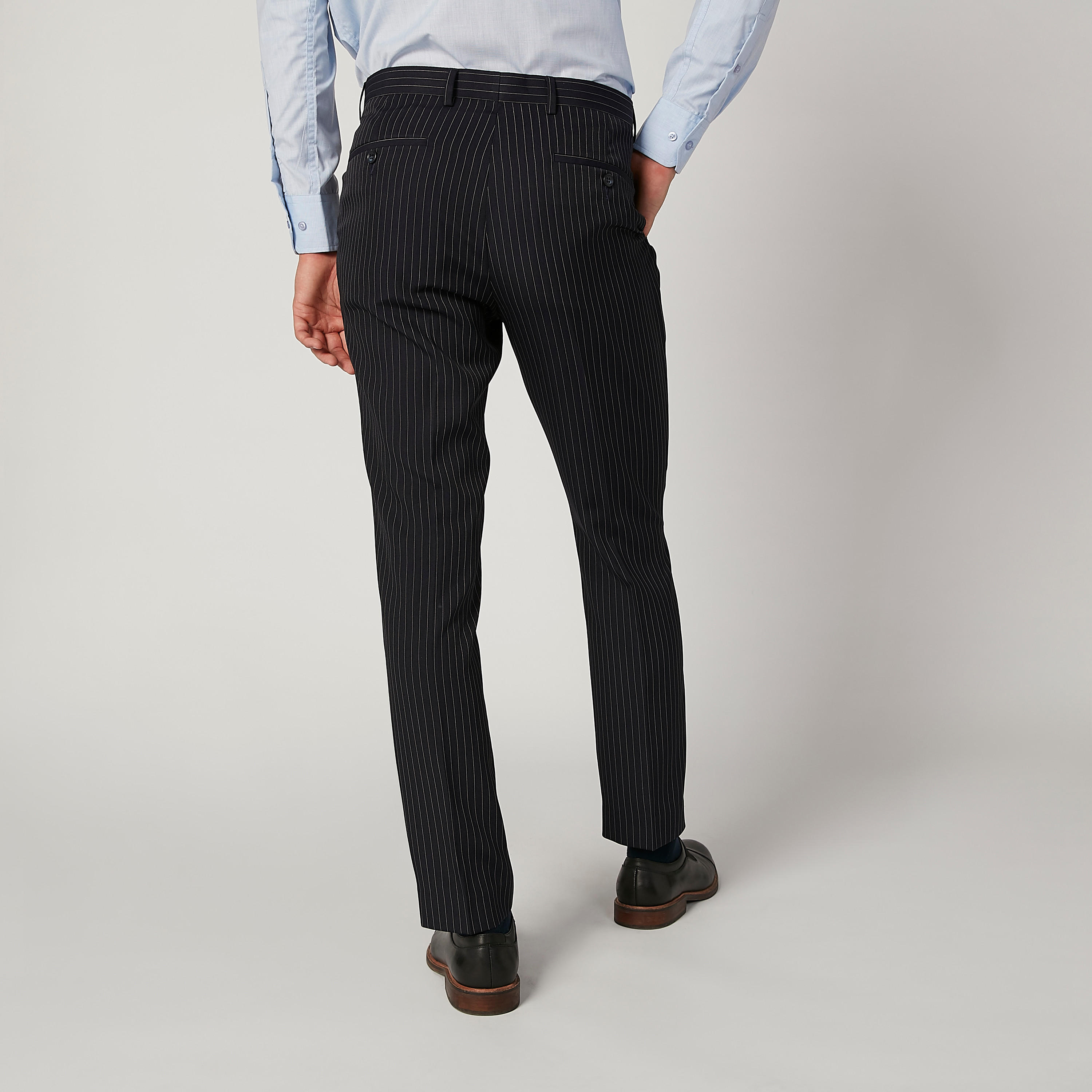 بنطلون رسمي سليم مقلّم بخصر متوسط الارتفاع وجيوب-men-clothing-bottoms-trousersandchinos-trousers-image-4