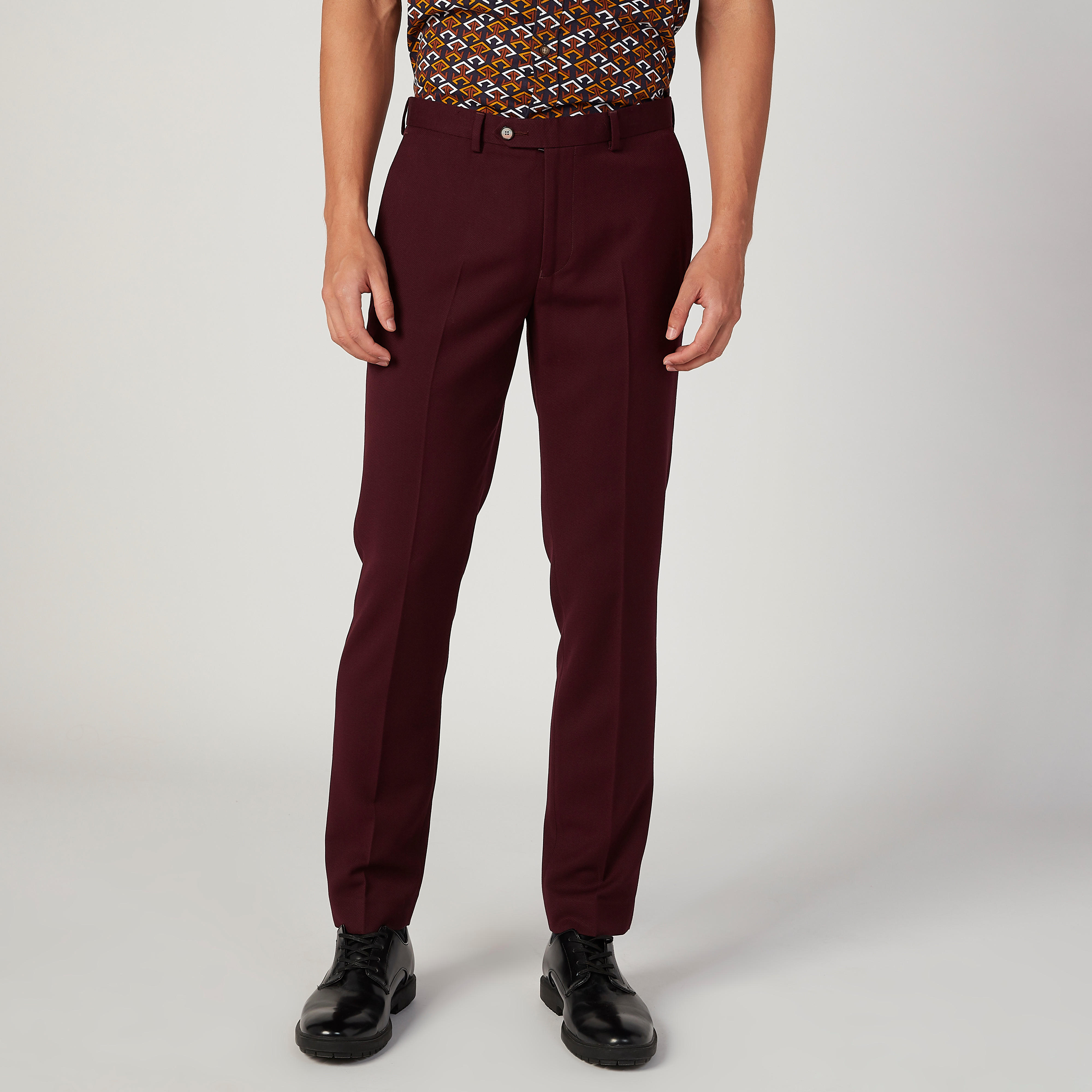 بنطلون بارز الملمس بخصر متوسط الارتفاع وجيوب-men-clothing-bottoms-trousersandchinos-trousers-image-1