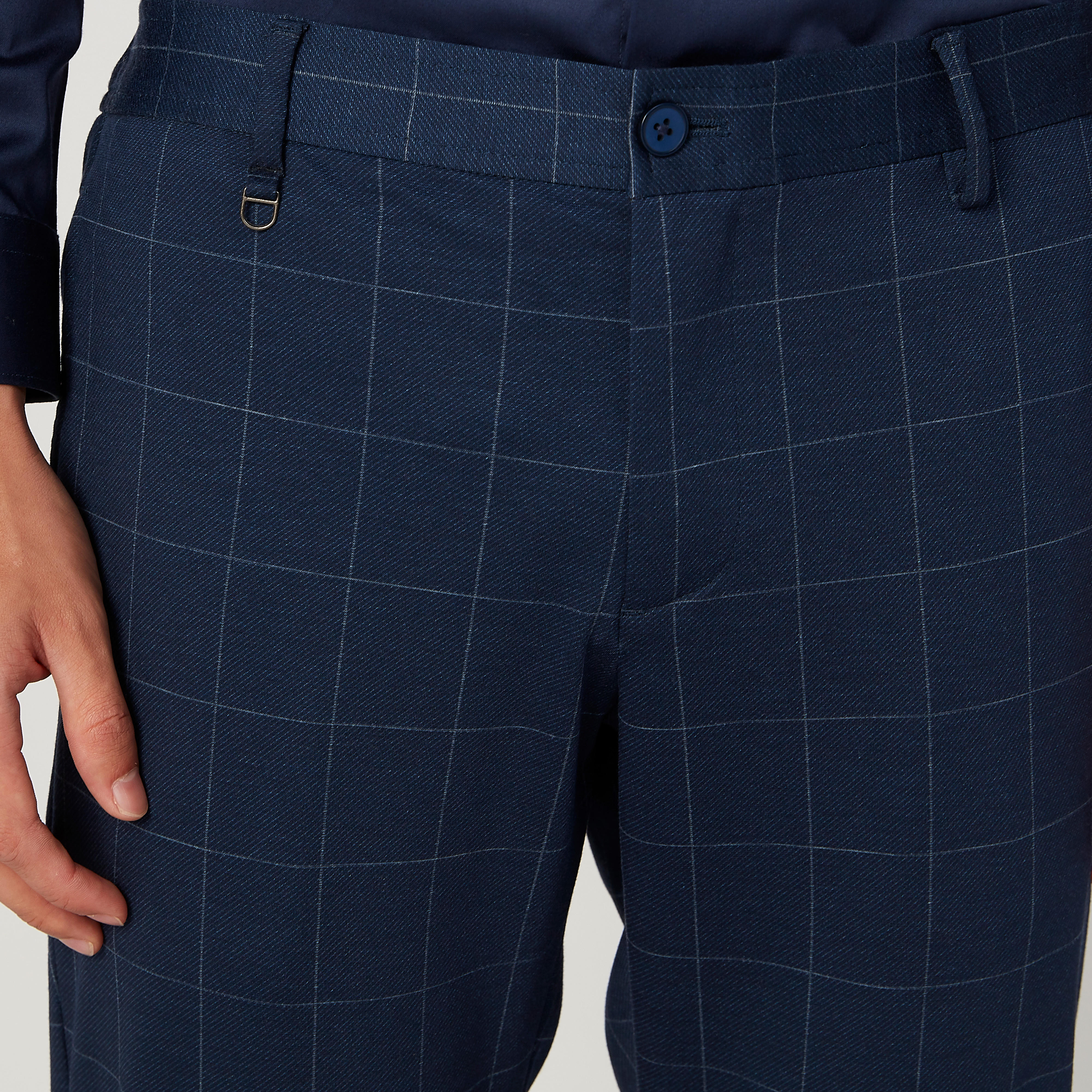Skinny Fit Full Length Chequered Mid Waist Pants with Pocket Detail-men-clothing-bottoms-trousersandchinos-trousers-image-3