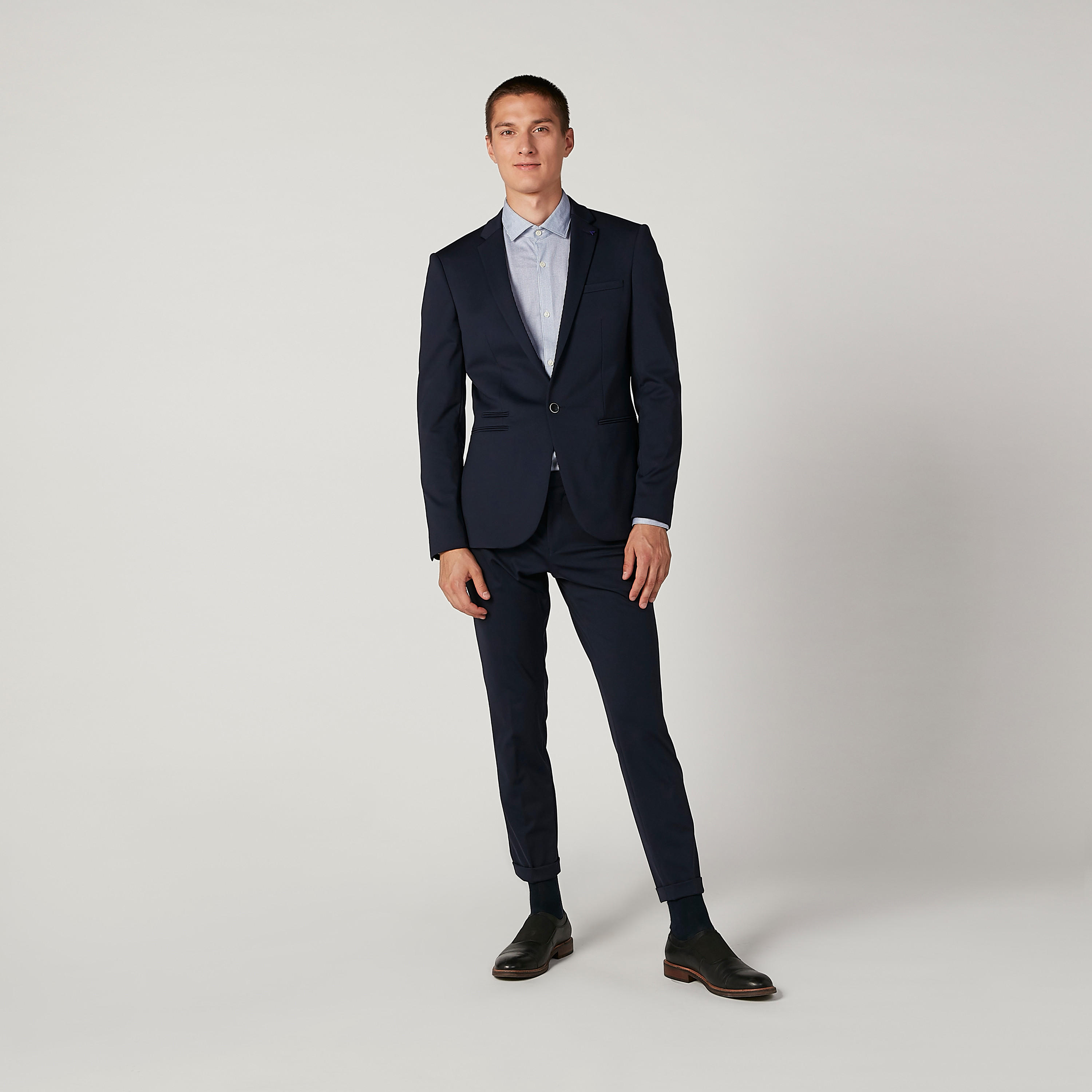 بنطلون سليم سادة بخصر متوسط الارتفاع وجيوب وحلقات للحزام-men-clothing-bottoms-trousersandchinos-trousers-image-2