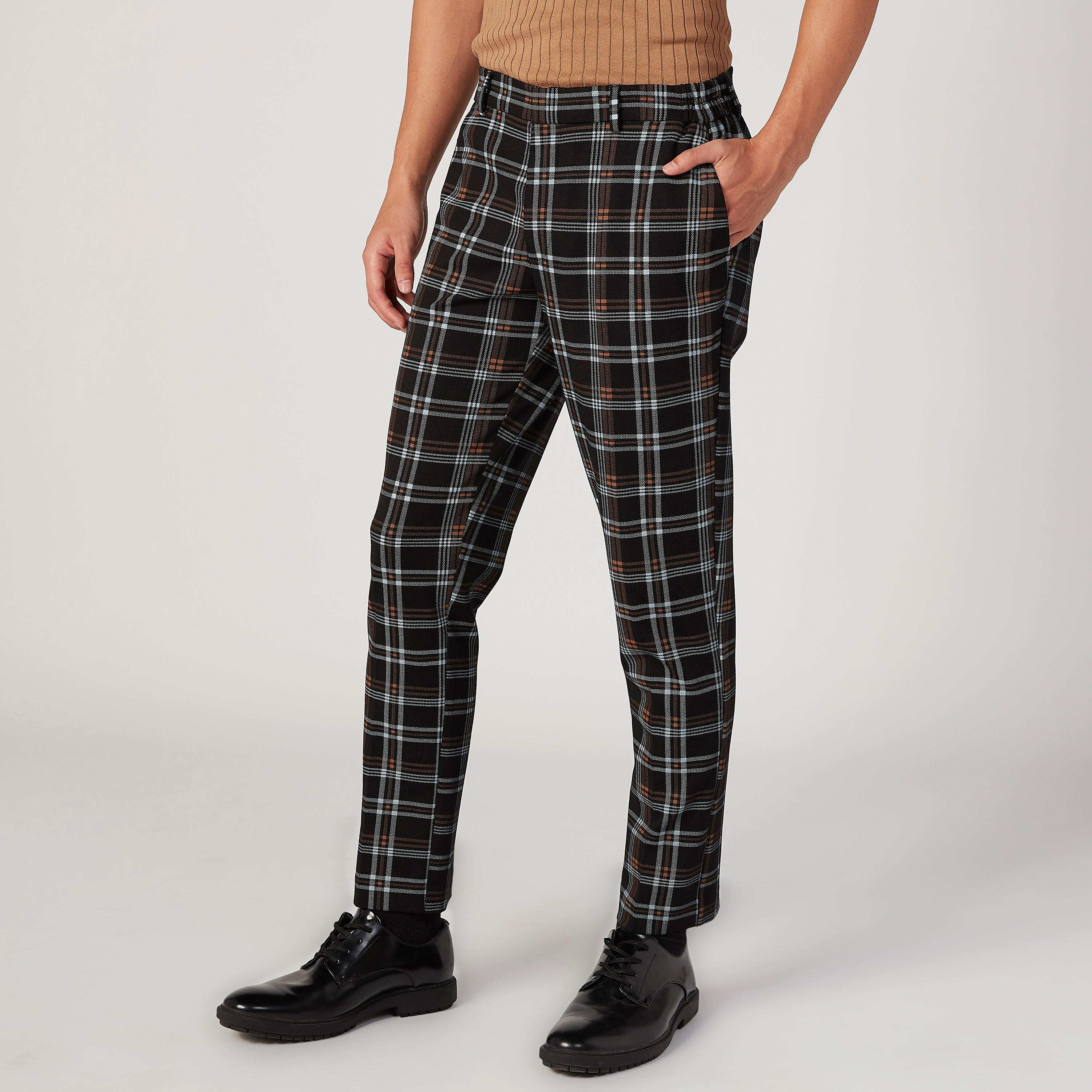 بنطلون سكيني كاروهات بخصر متوسط الارتفاع وجيوب-men-clothing-bottoms-trousersandchinos-trousers-image-5