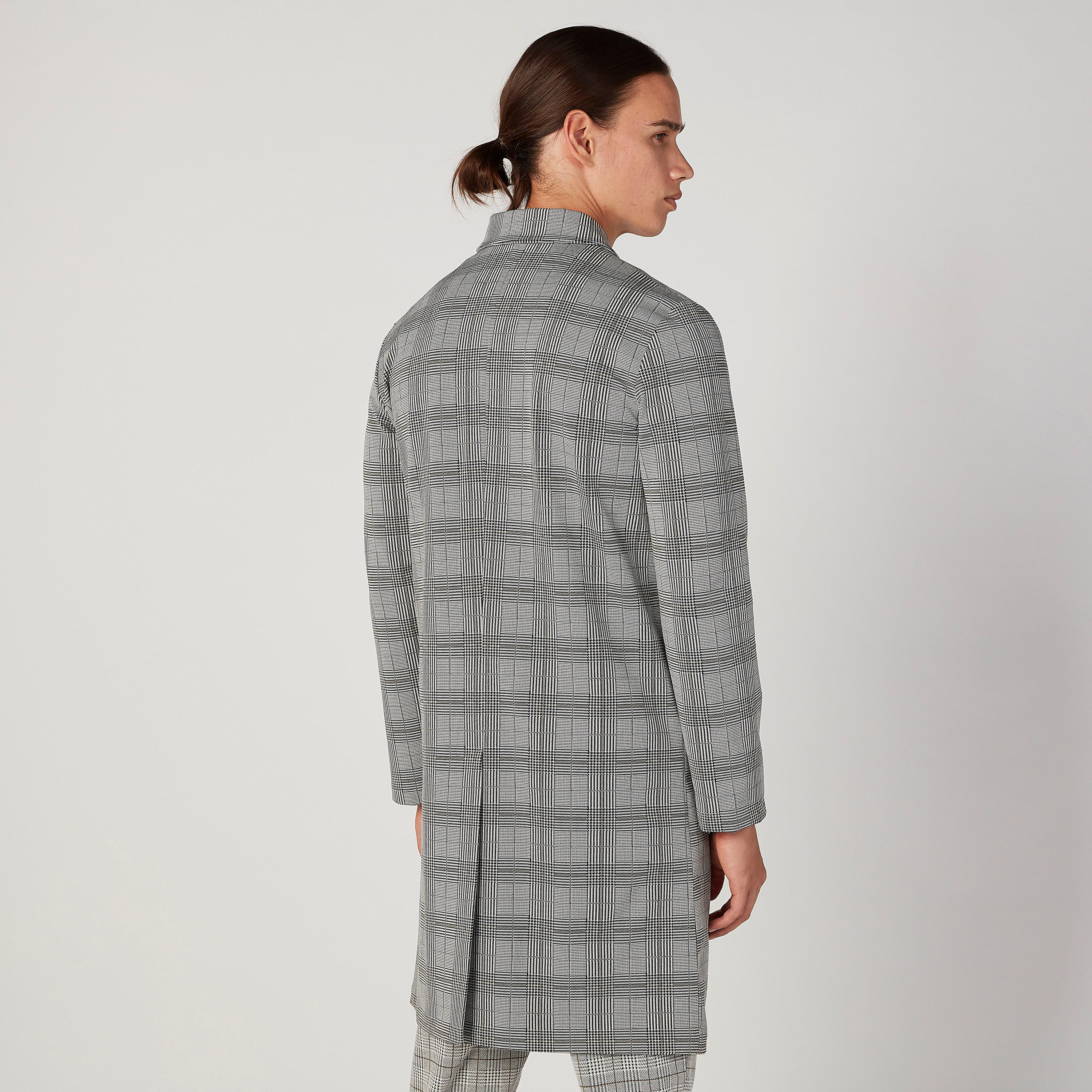 جاكيت طويل سليم كاروهات بأكمام طويلة-men-clothing-jacketsandblazers-jackets-image-4