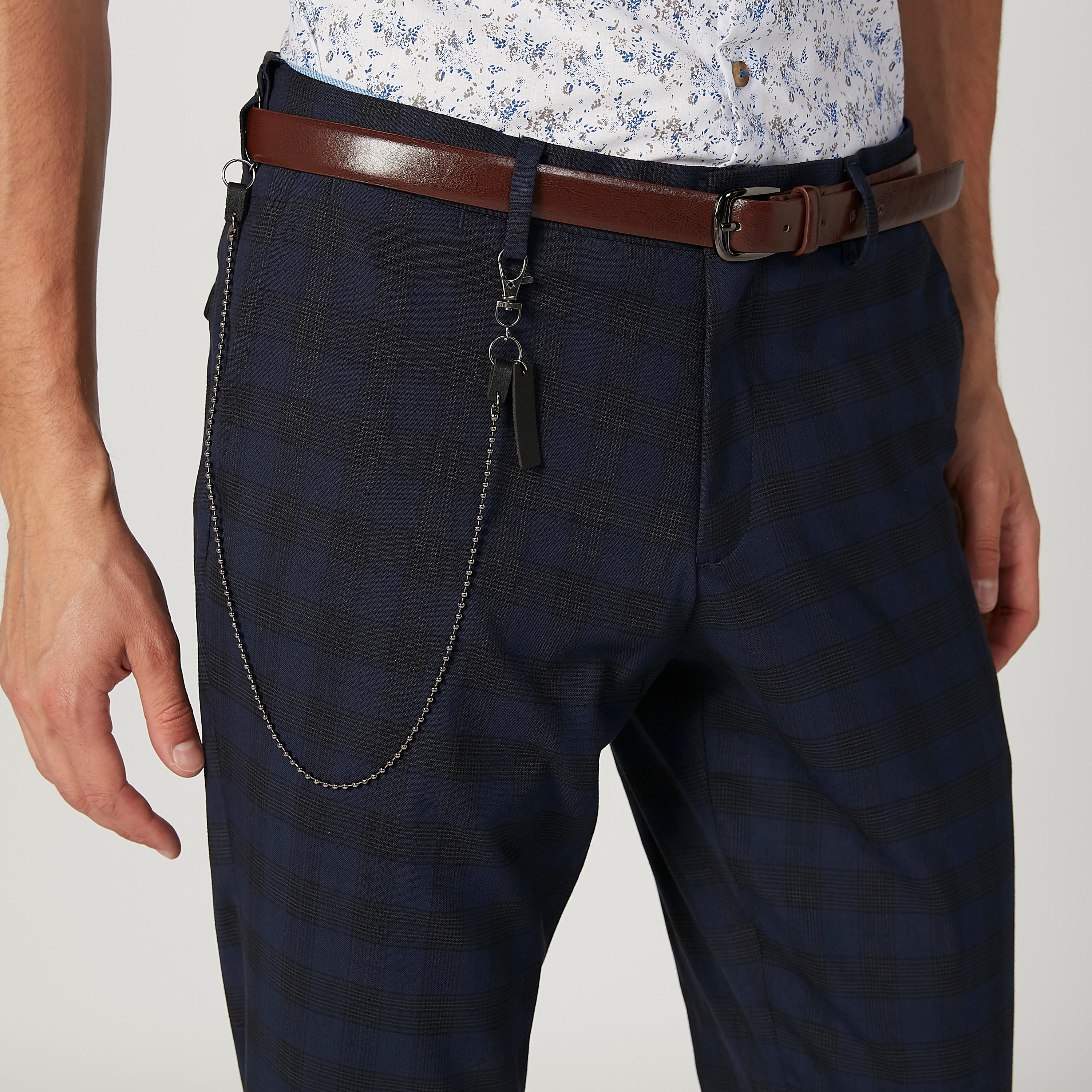 Slim Fit Full Length Chequered Mid Waist Trousers with Pocket Detail-men-clothing-bottoms-trousersandchinos-trousers-image-3
