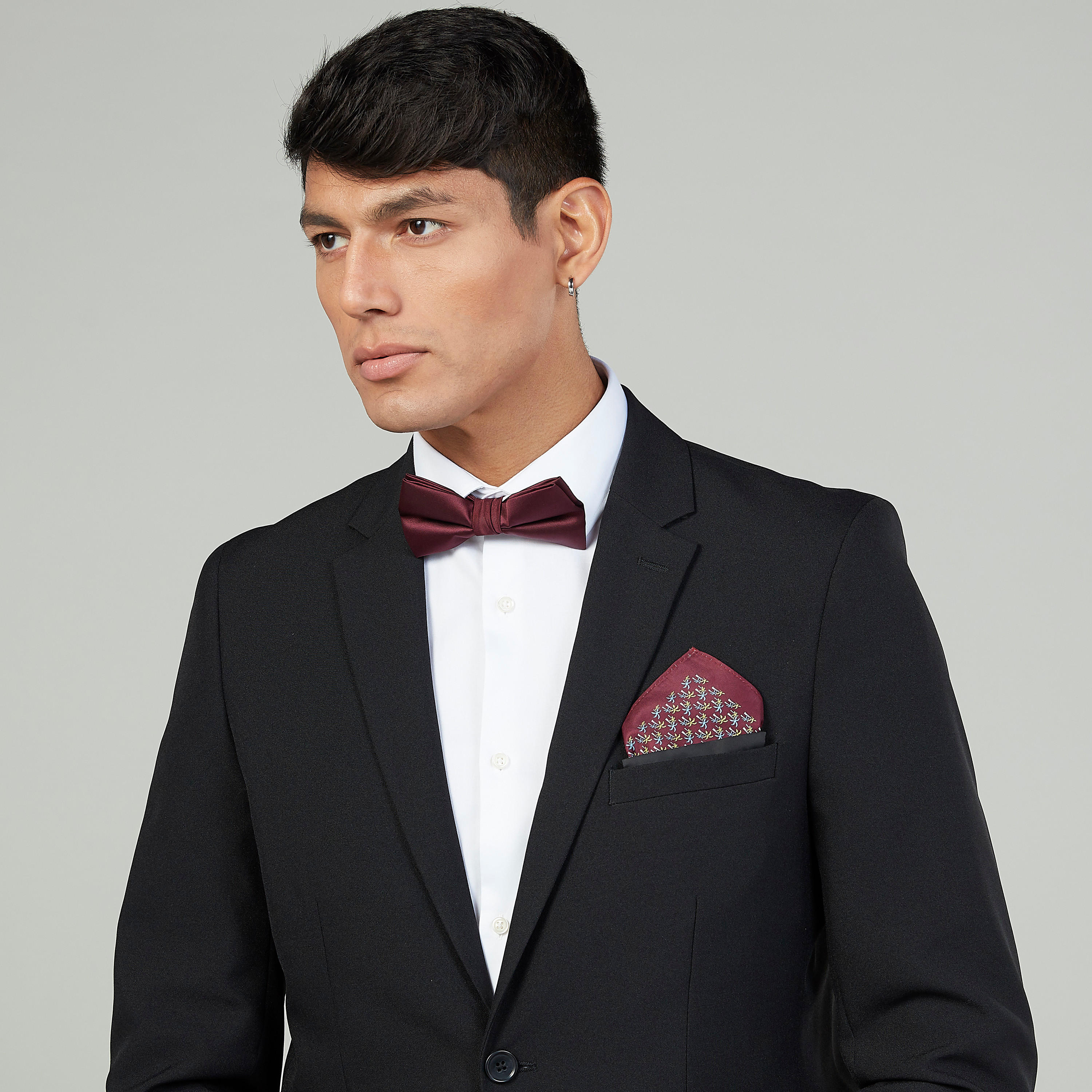 طقم بابيون سادة ومنديل جيب بطبعات-men-tiesandcufflinks-pocketsquares-image-4
