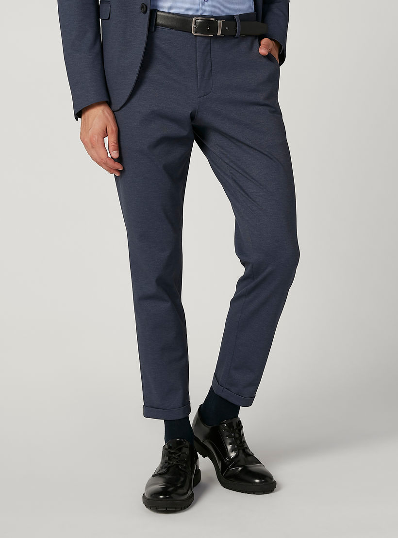 بنطلون رسمي سكيني بارز الملمس بخصر متوسط الارتفاع وجيوب-men-clothing-bottoms-trousersandchinos-trousers-image-1