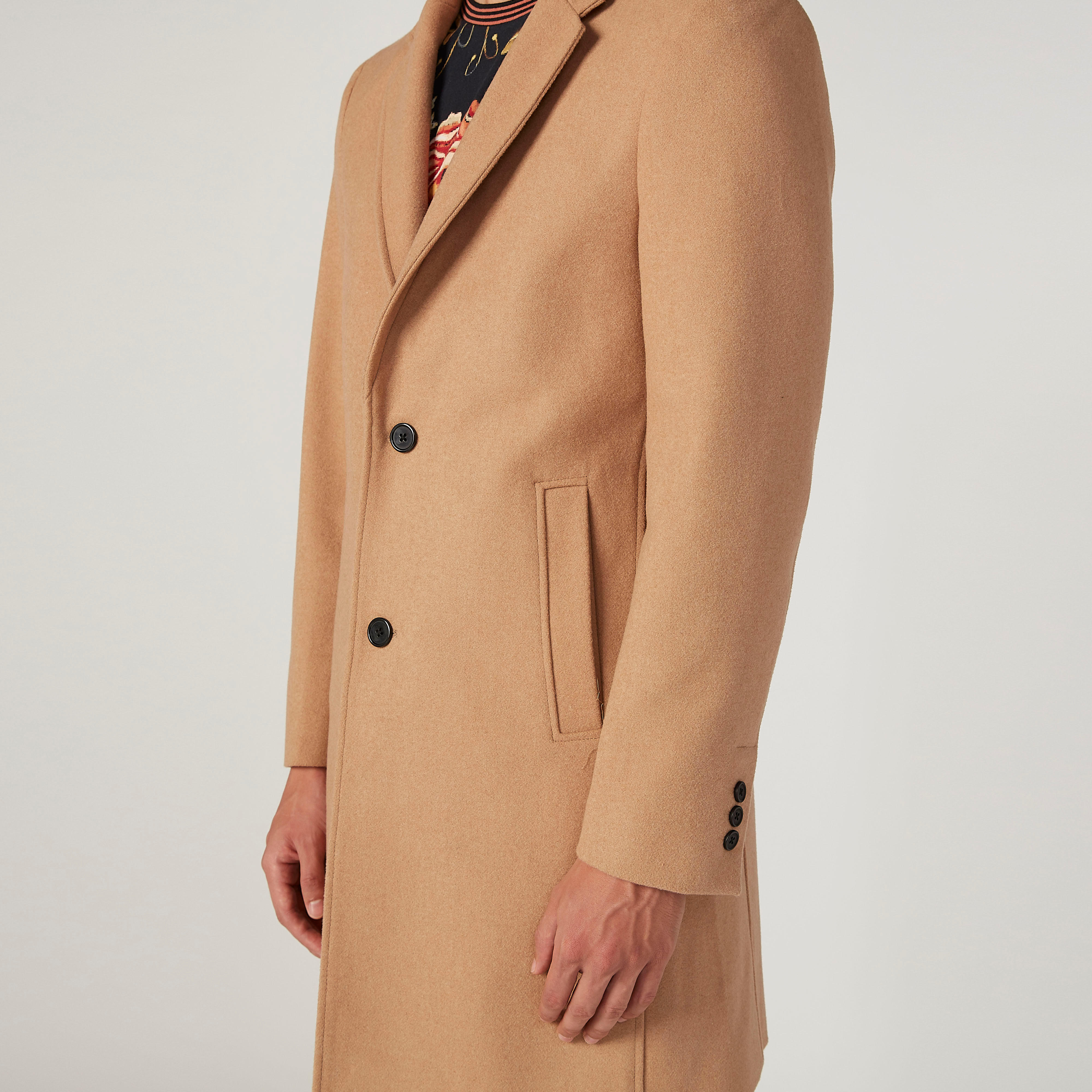 معطف سليم فيت بارز الملمس بأكمام طويلة وجيوب-men-clothing-jacketsandblazers-coats-image-3