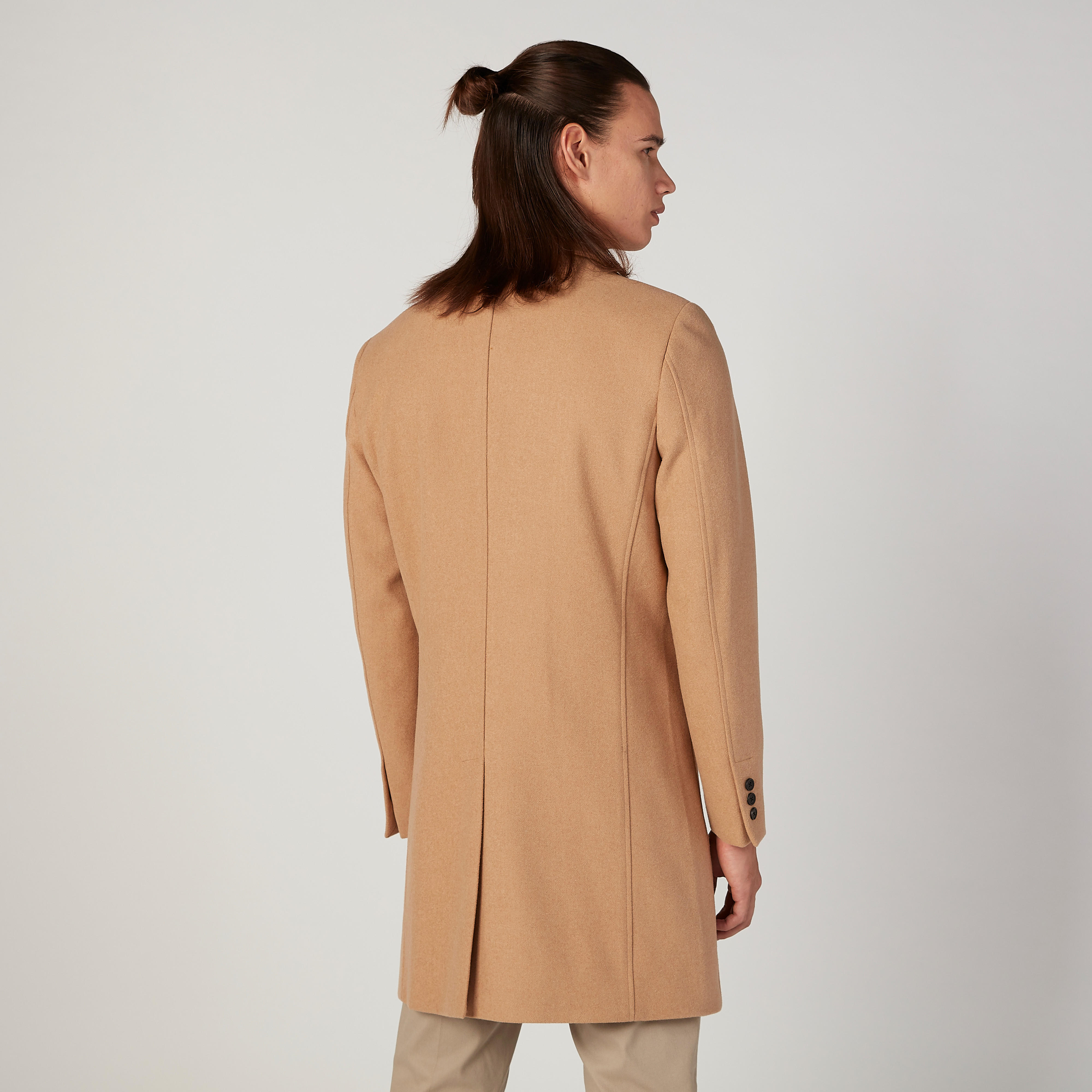 معطف سليم فيت بارز الملمس بأكمام طويلة وجيوب-men-clothing-jacketsandblazers-coats-image-4