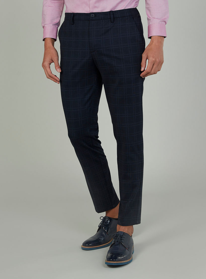 بنطلون رسمي سكيني قصير كاروهات بخصر متوسط الإرتفاع وجيوب-men-clothing-bottoms-trousersandchinos-trousers-image-1