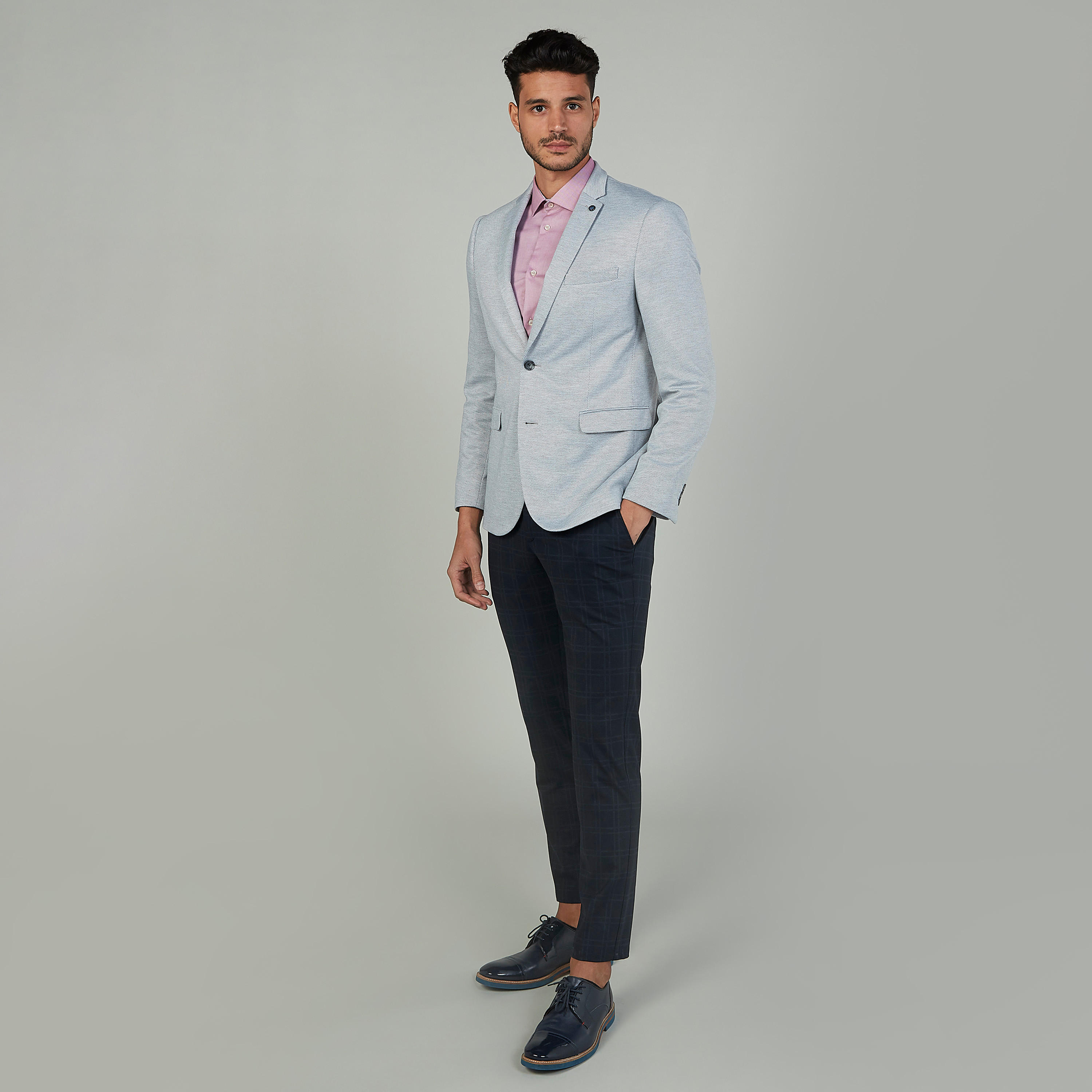 بنطلون رسمي سكيني قصير كاروهات بخصر متوسط الإرتفاع وجيوب-men-clothing-bottoms-trousersandchinos-trousers-image-2