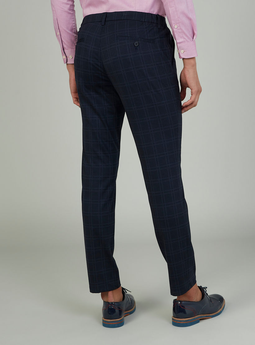 بنطلون رسمي سكيني قصير كاروهات بخصر متوسط الإرتفاع وجيوب-men-clothing-bottoms-trousersandchinos-trousers-image-4
