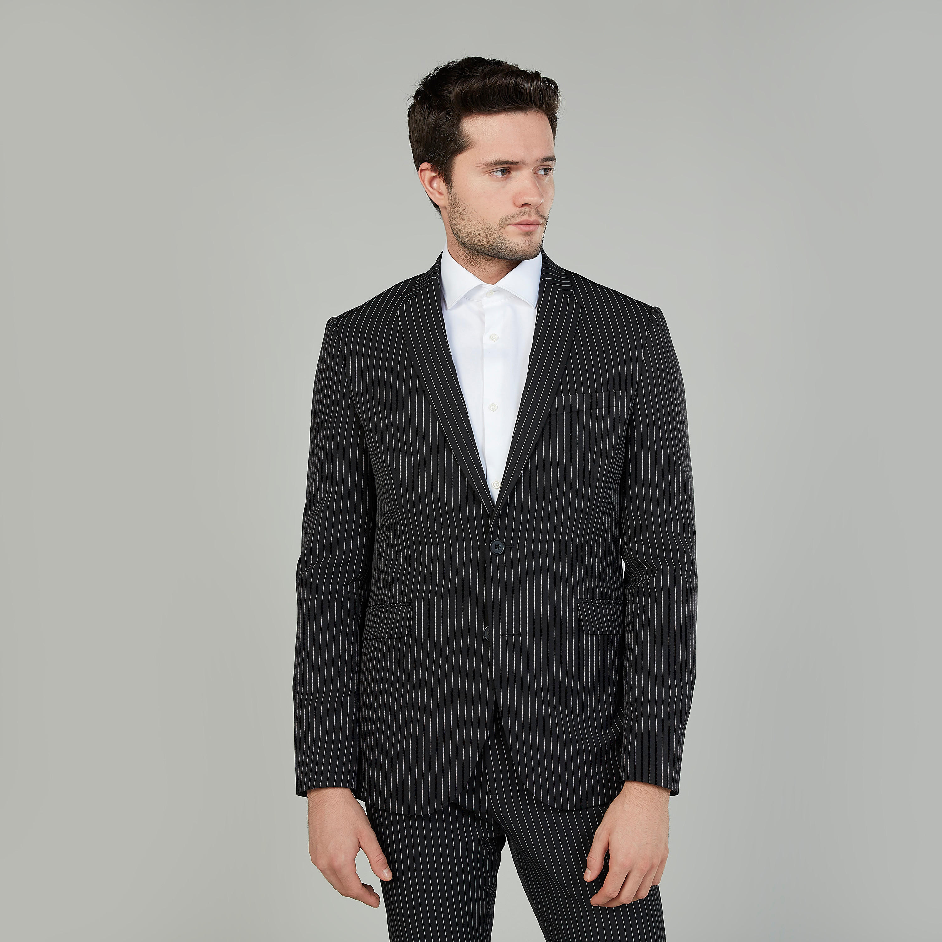 بليزر مقلّم بقصّة سليم وياقة طويلة وأكمام طويلة-men-winterwear-jacketsandblazers-image-1