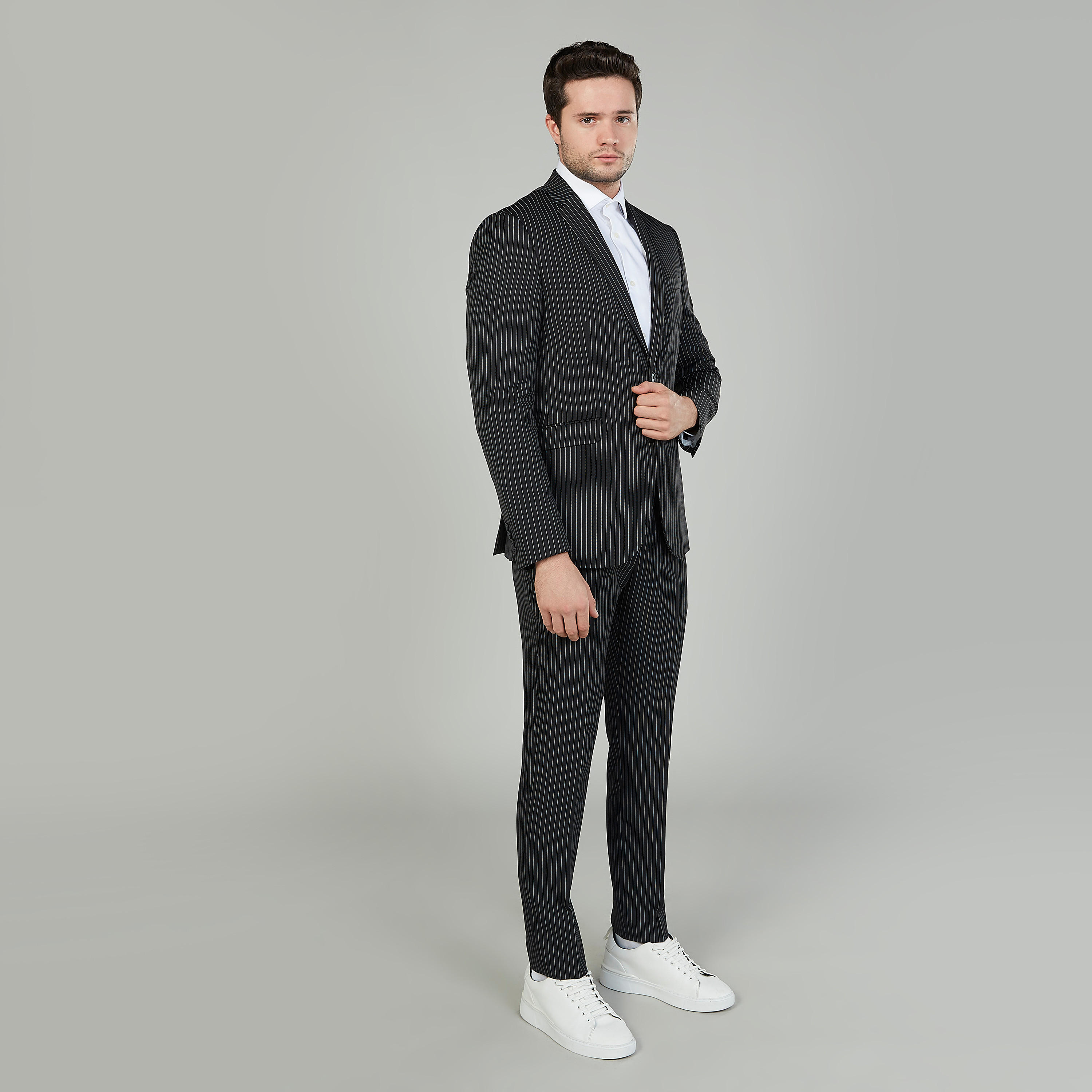 بليزر مقلّم بقصّة سليم وياقة طويلة وأكمام طويلة-men-winterwear-jacketsandblazers-image-2