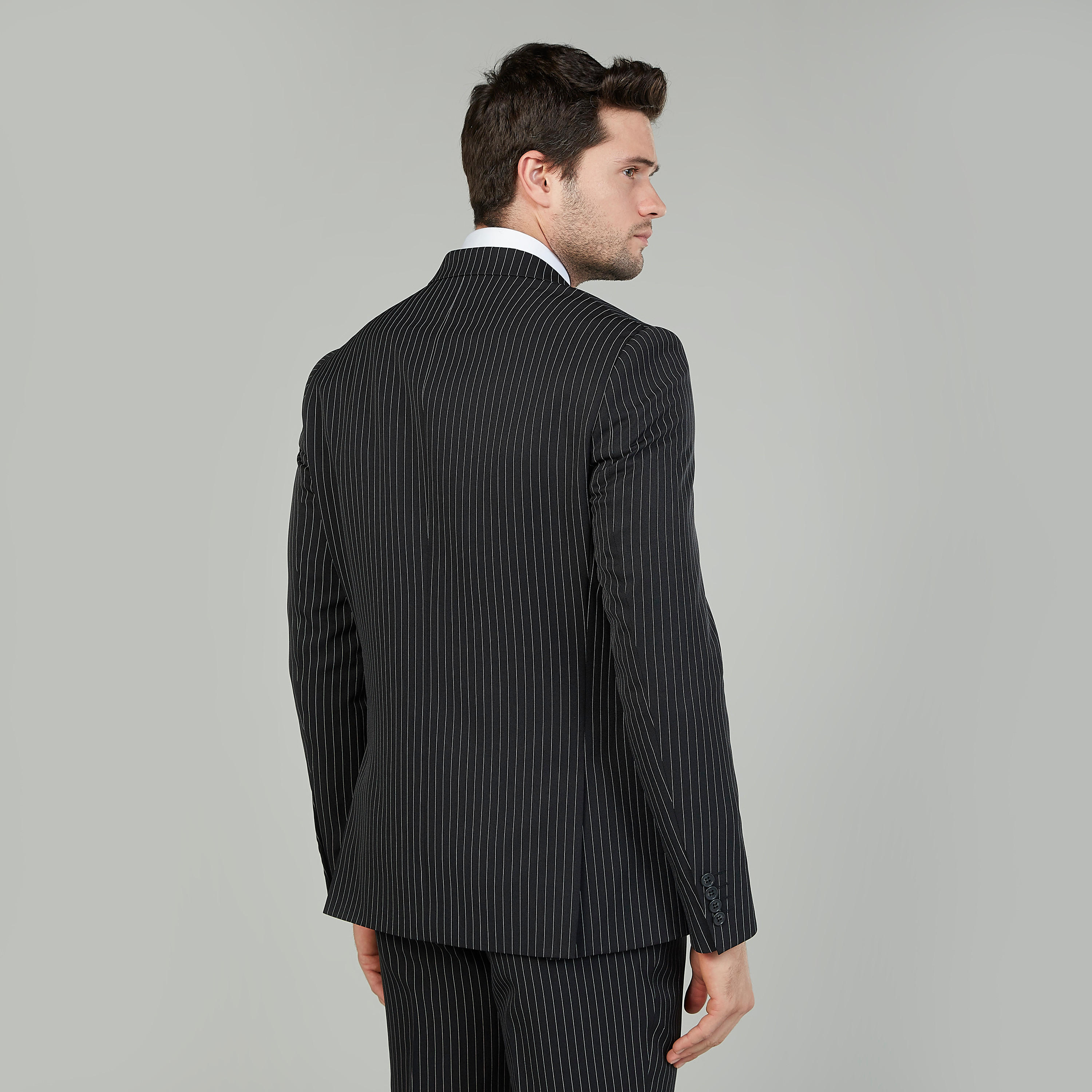 بليزر مقلّم بقصّة سليم وياقة طويلة وأكمام طويلة-men-winterwear-jacketsandblazers-image-4