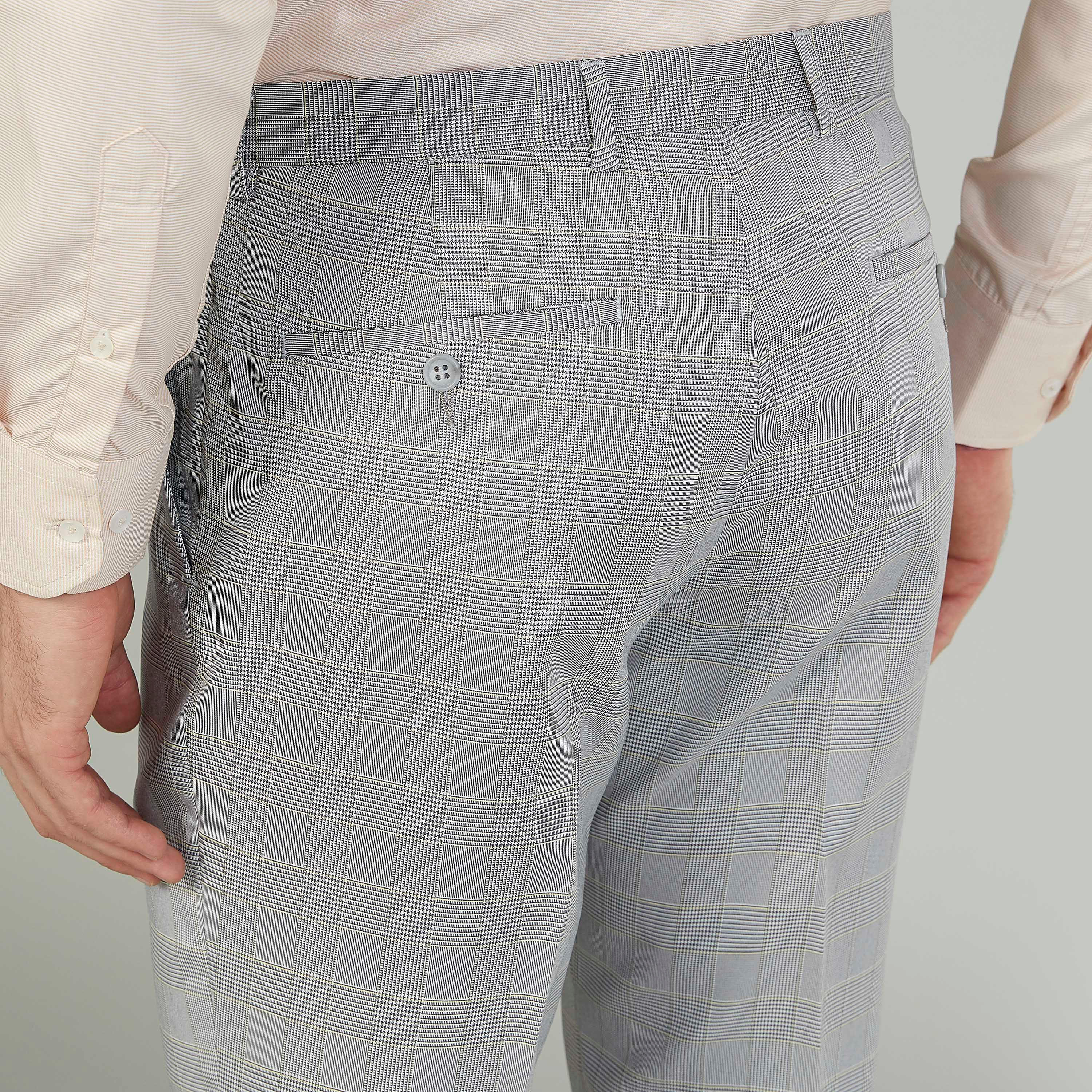 بنطلون كاروهات سليم بخصر متوسط الارتفاع وعراوي وجيوب-men-clothing-bottoms-trousersandchinos-trousers-image-3