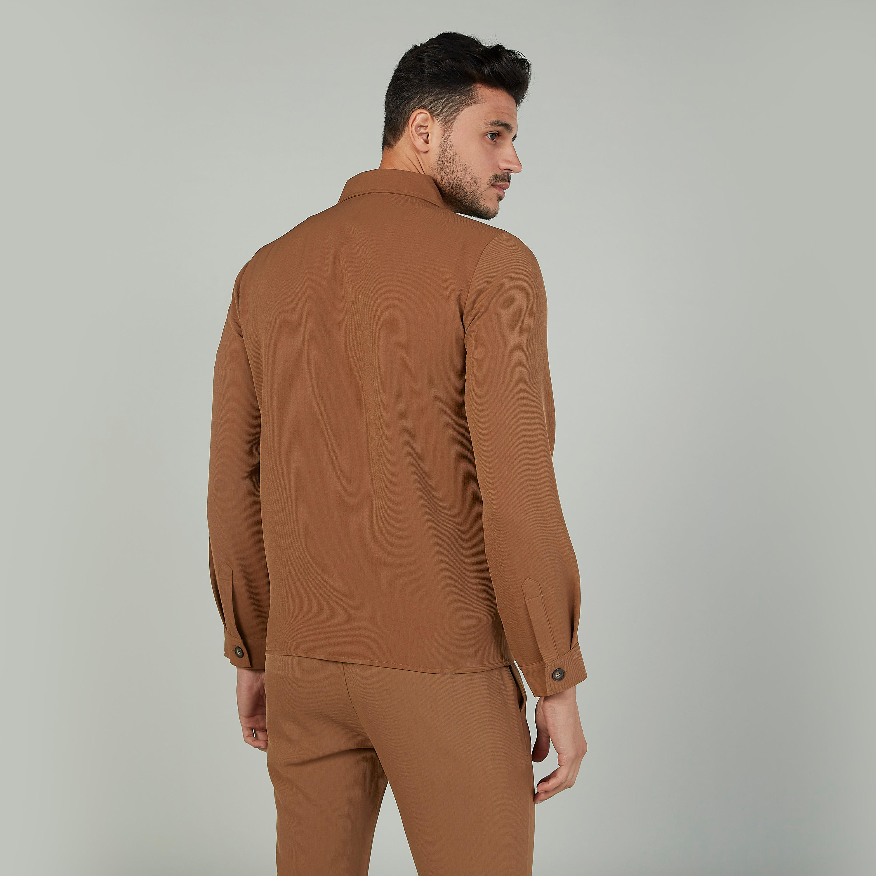 جاكيت سفر بارز الملمس سليم بسحاب إغلاق-men-clothing-jacketsandblazers-jackets-image-4