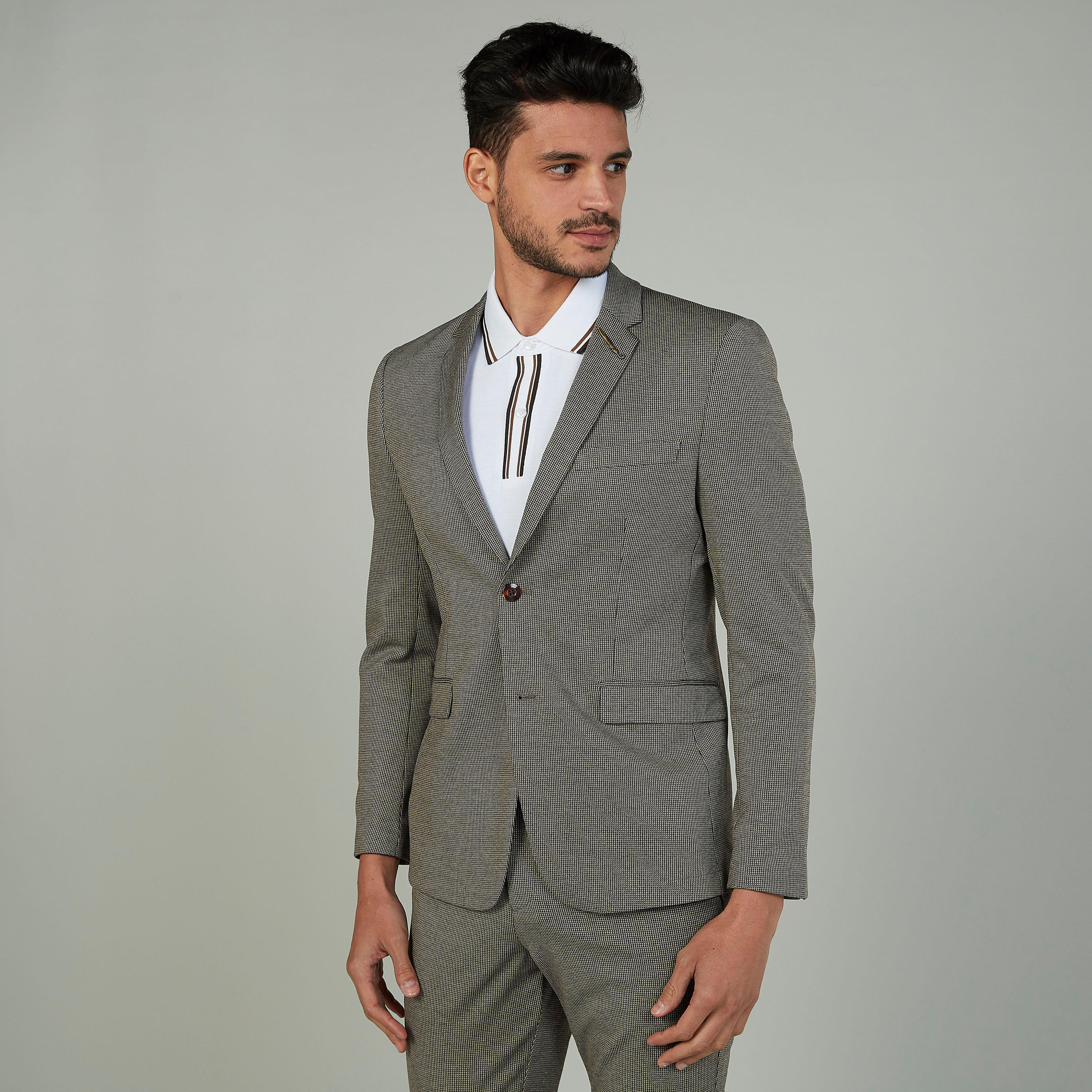 جاكيت رسمي سليم بارز الملمس بأكمام طويلة-men-winterwear-jacketsandblazers-image-1