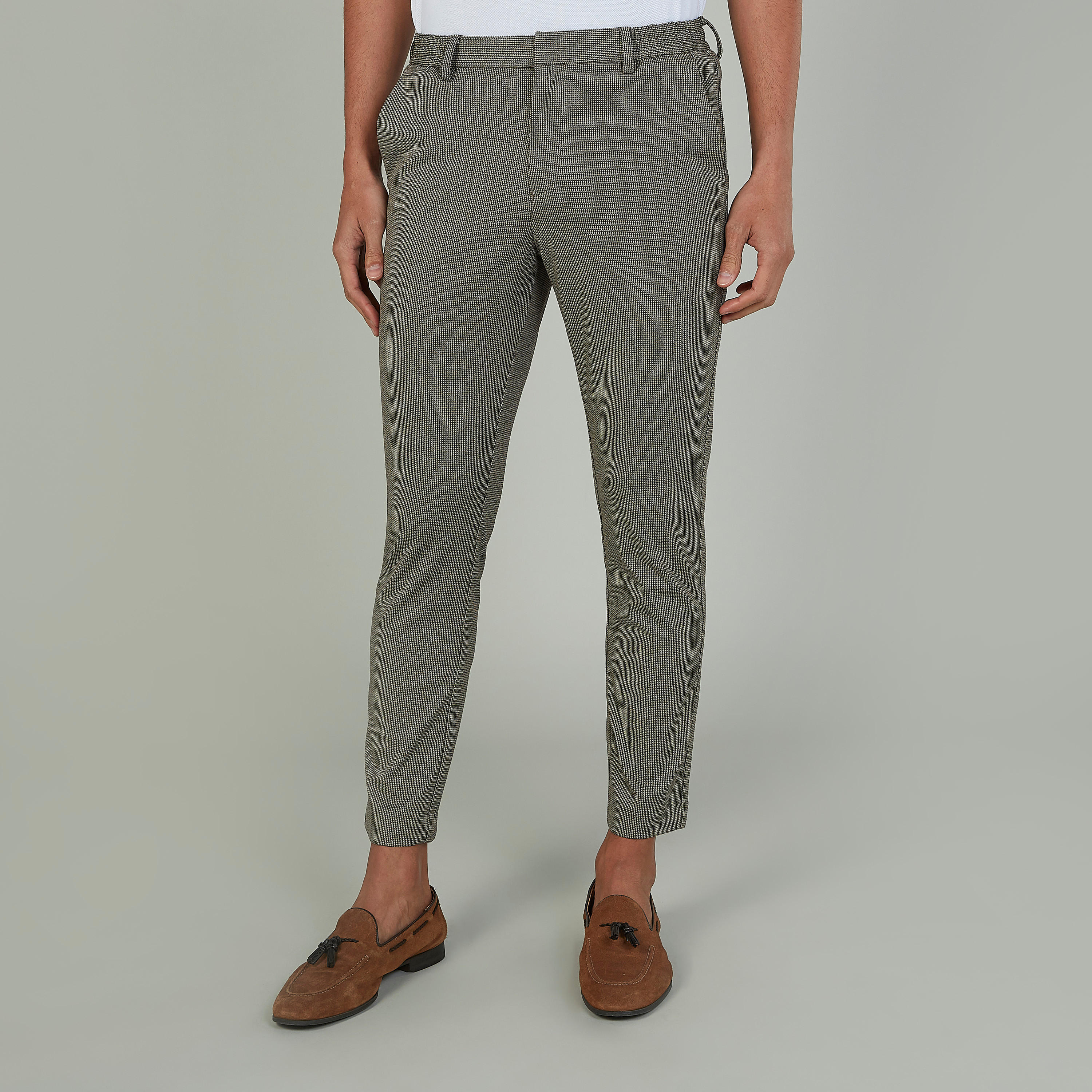 بنطلون كاروهات بخصر متوسط الارتفاع وجيوب وحلقات للحزام-men-clothing-bottoms-trousersandchinos-trousers-image-1