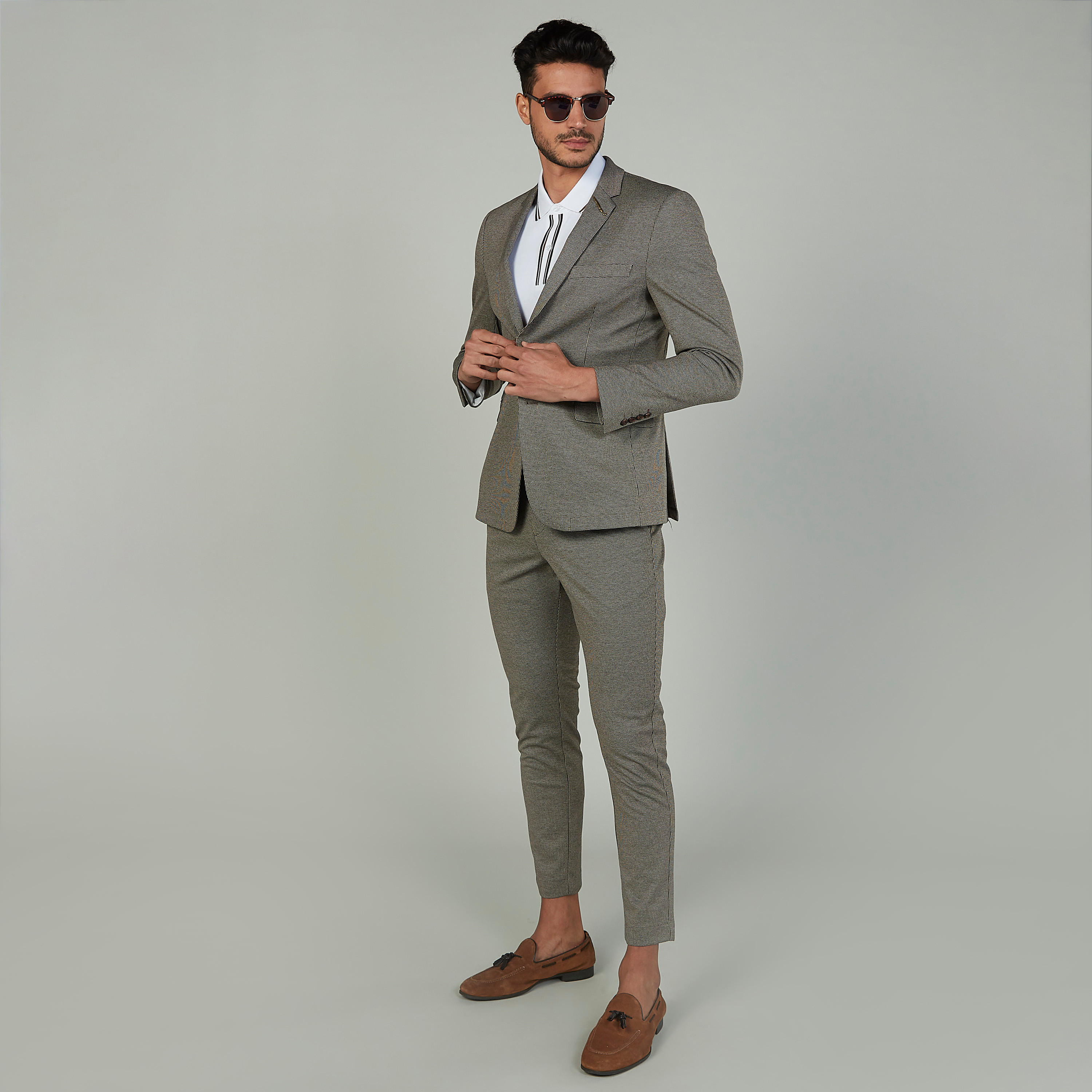بنطلون كاروهات بخصر متوسط الارتفاع وجيوب وحلقات للحزام-men-clothing-bottoms-trousersandchinos-trousers-image-2