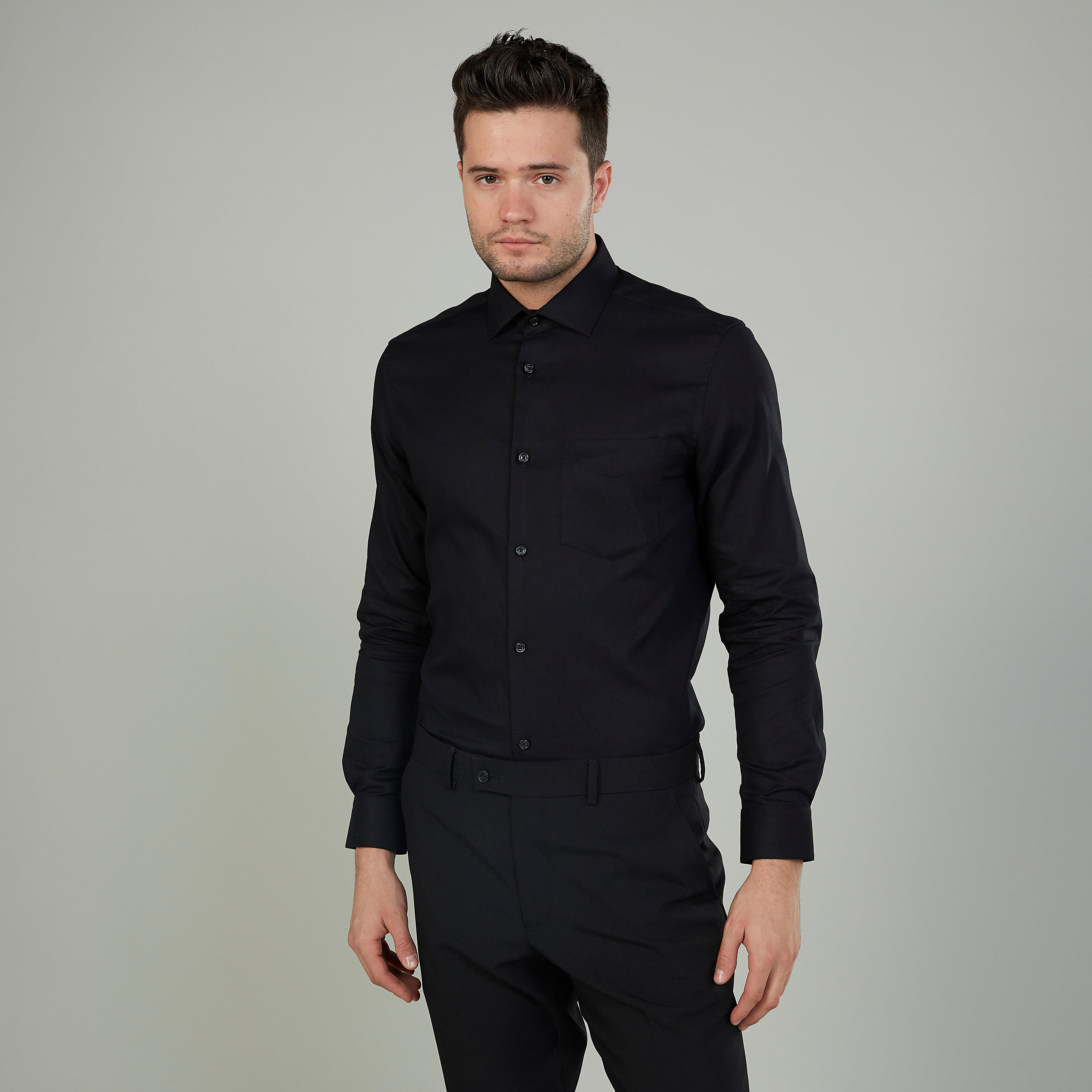 قميص مستدام رسمي سادة بأكمام طويلة وياقة عادية -men-clothing-shirts-image-1