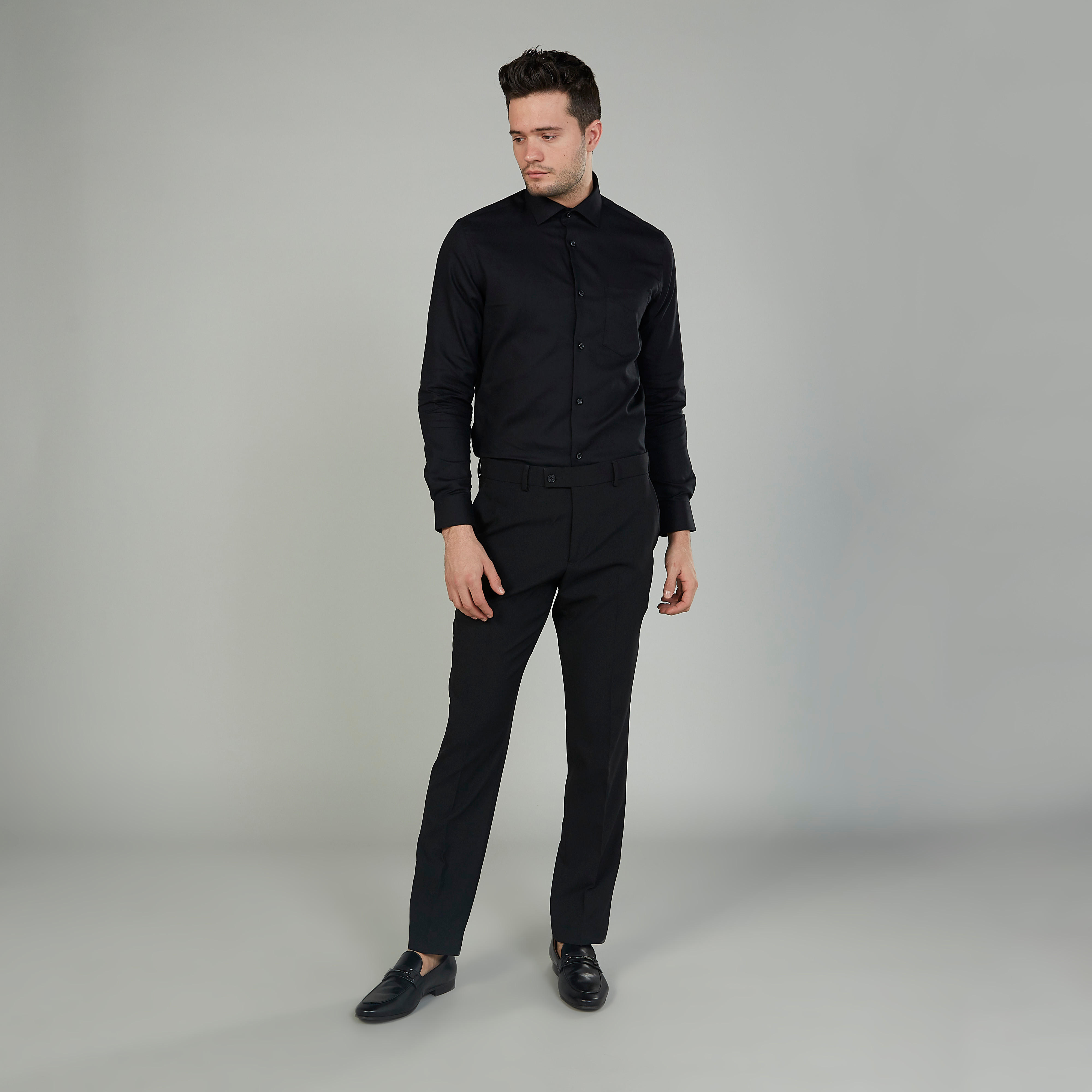 قميص مستدام رسمي سادة بأكمام طويلة وياقة عادية -men-clothing-shirts-image-2