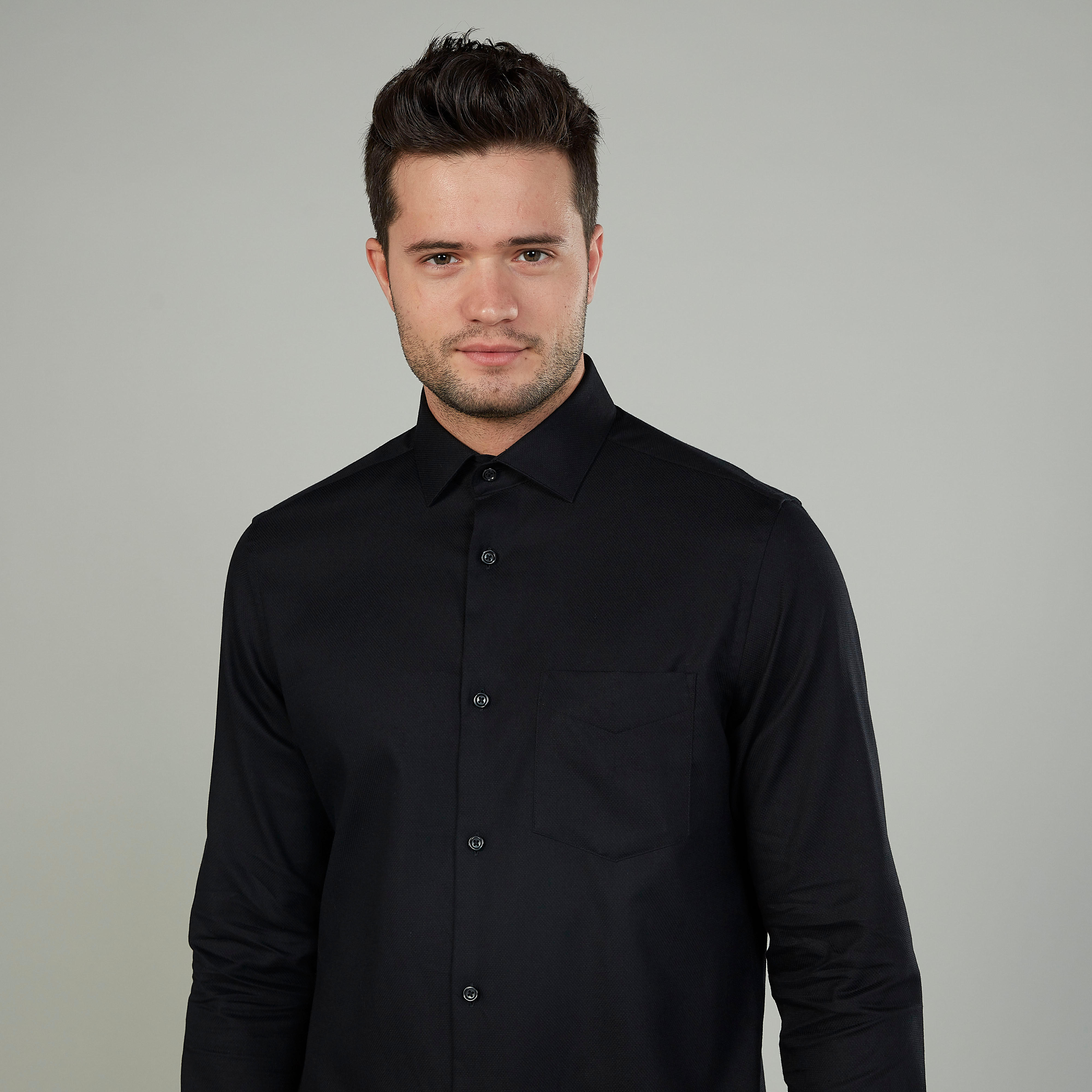 قميص مستدام رسمي سادة بأكمام طويلة وياقة عادية -men-clothing-shirts-image-3