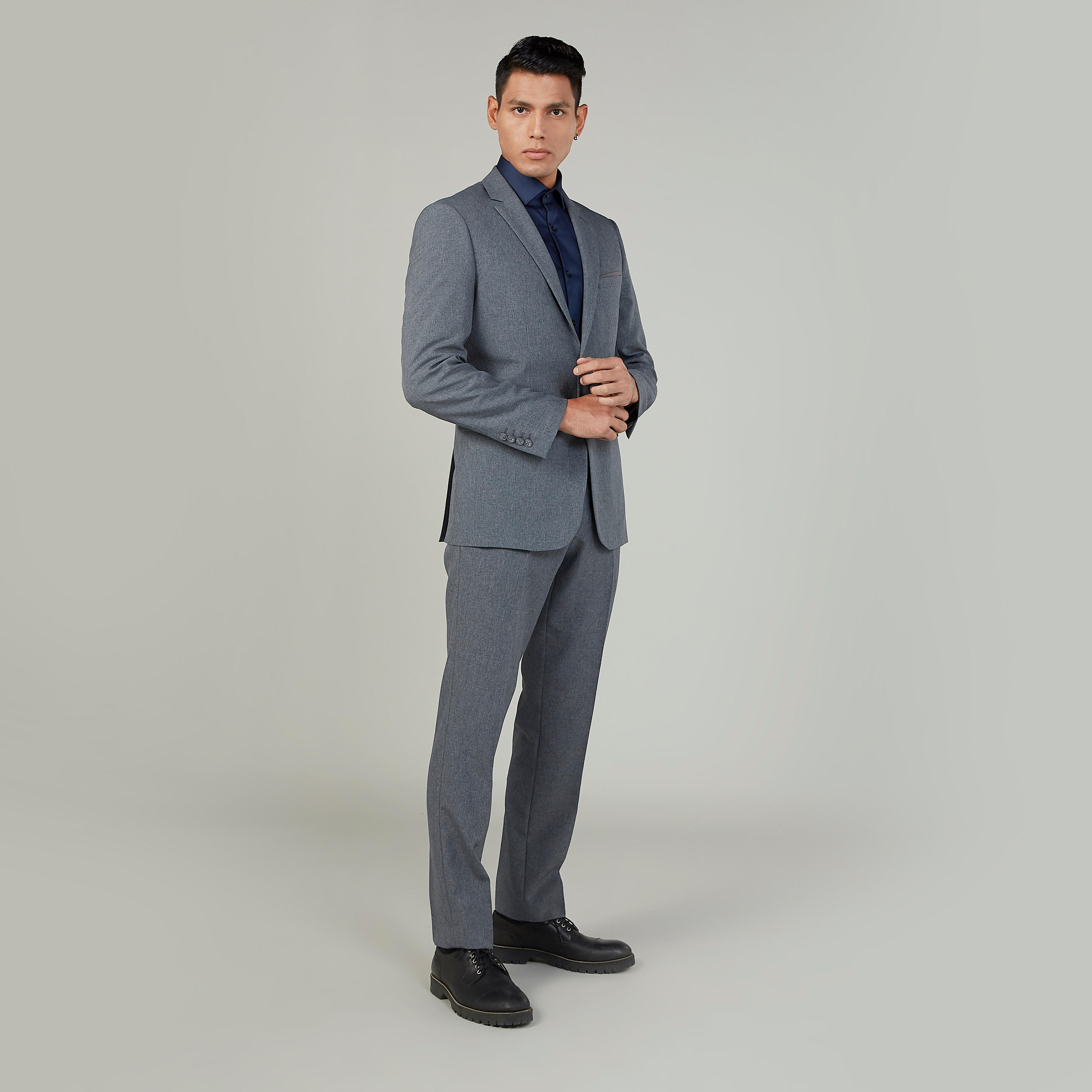 قميص رسمي سادة بأكمام طويلة-men-clothing-shirts-image-4
