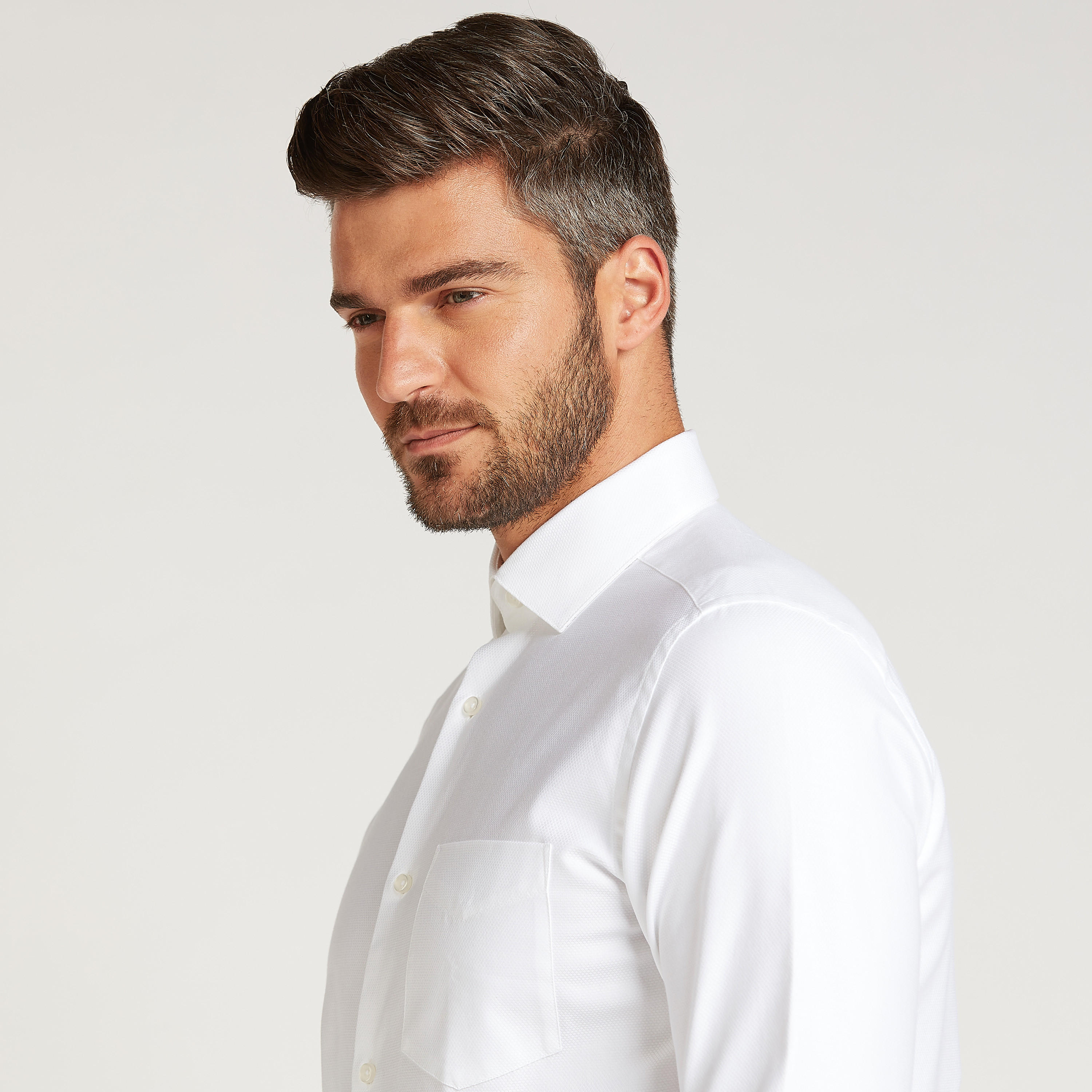 قميص رسمي سادة بأكمام طويلة وجيب على الصدر-men-clothing-shirts-image-3