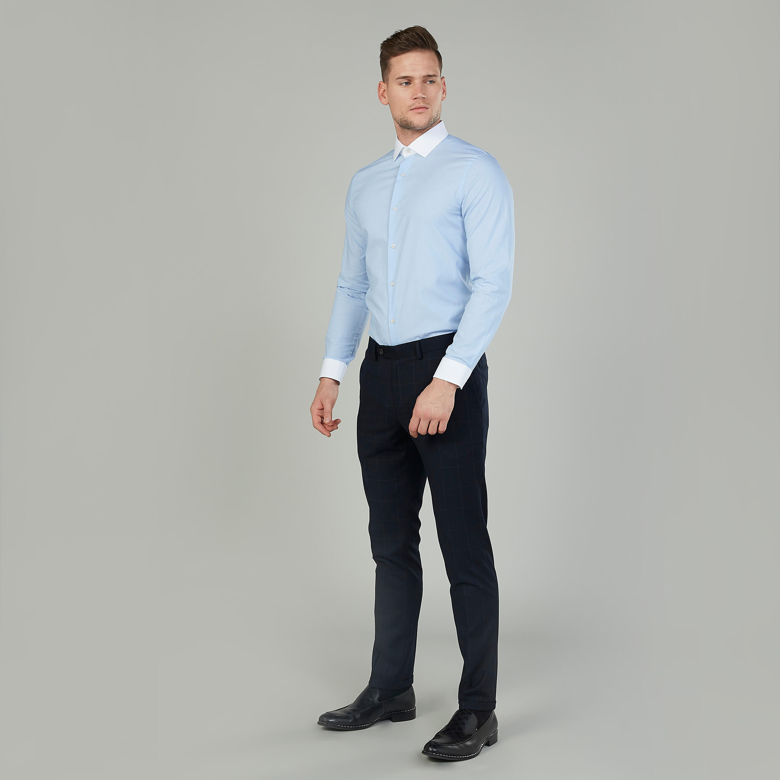 قميص سادة بياقة عاديّة وأكمام طويلة-men-clothing-shirts-image-4