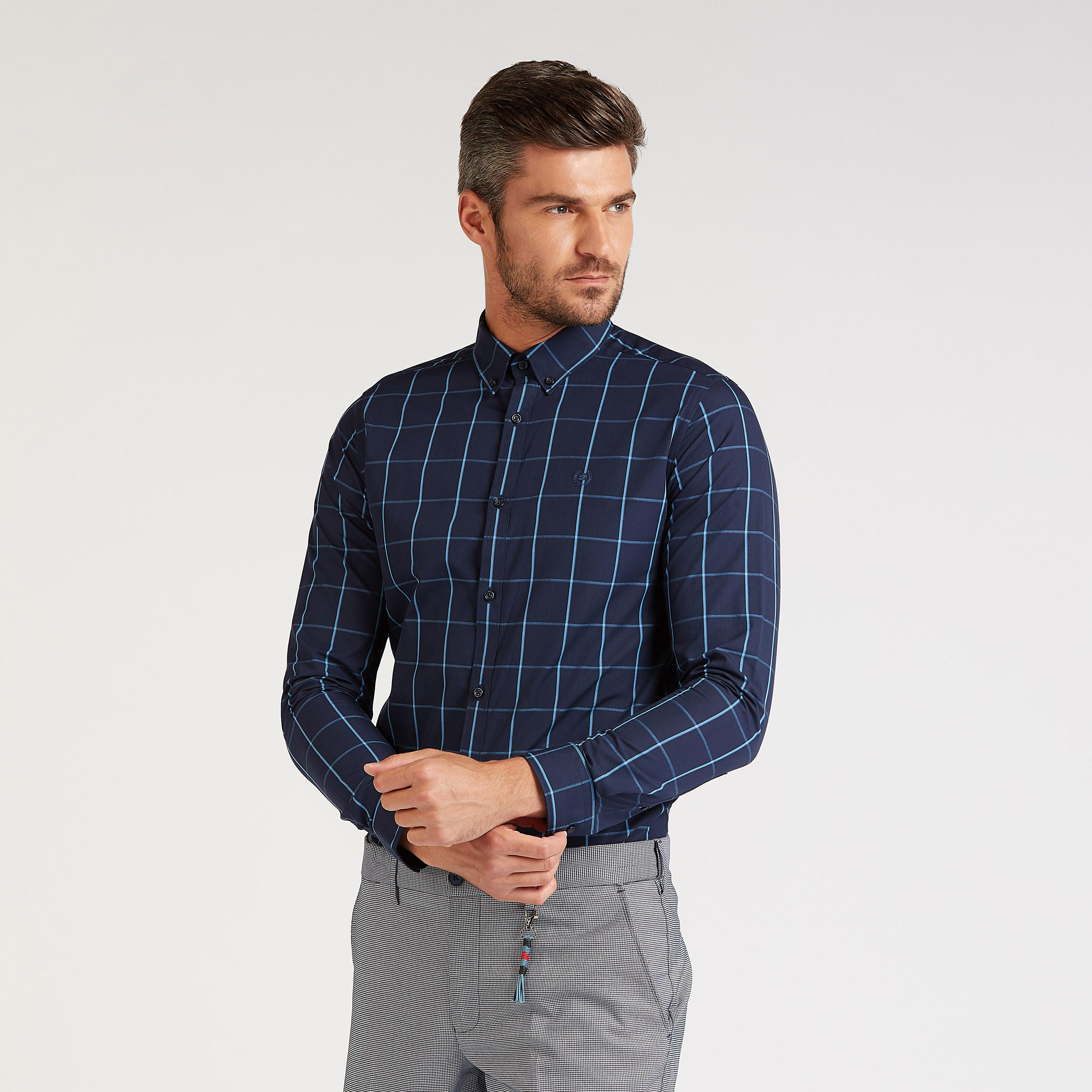 قميص رسمي كاروهات بأكمام طويلة وياقة عادية-men-clothing-shirts-image-1