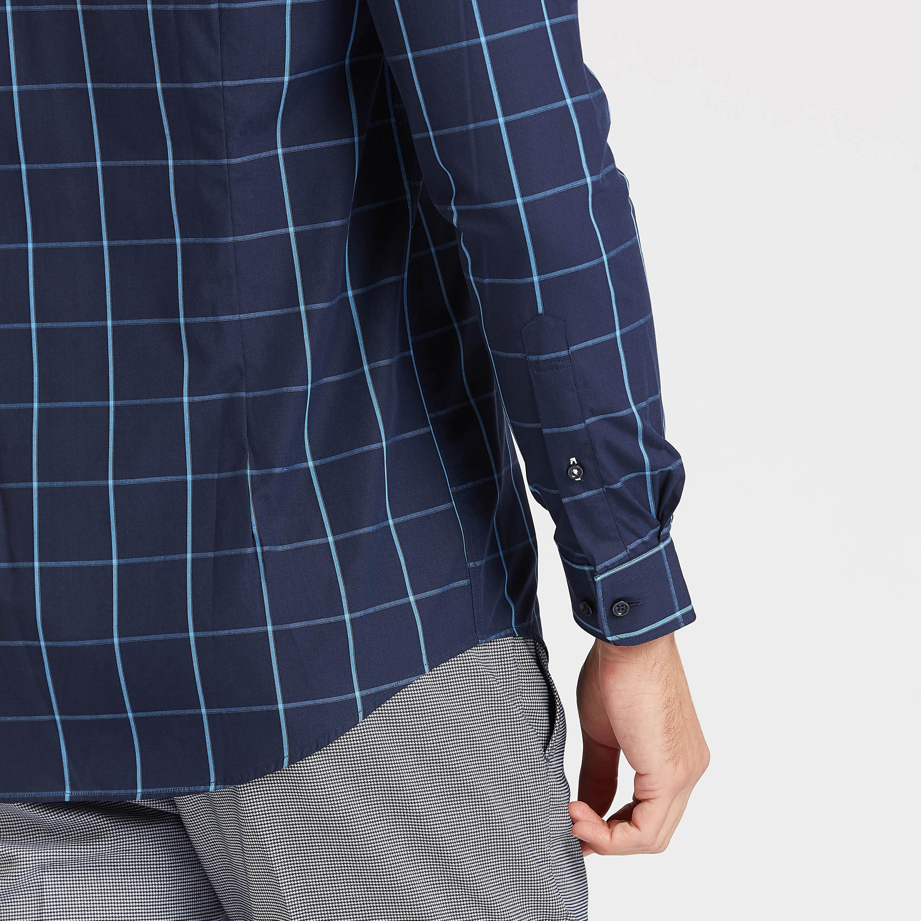 قميص رسمي كاروهات بأكمام طويلة وياقة عادية-men-clothing-shirts-image-5