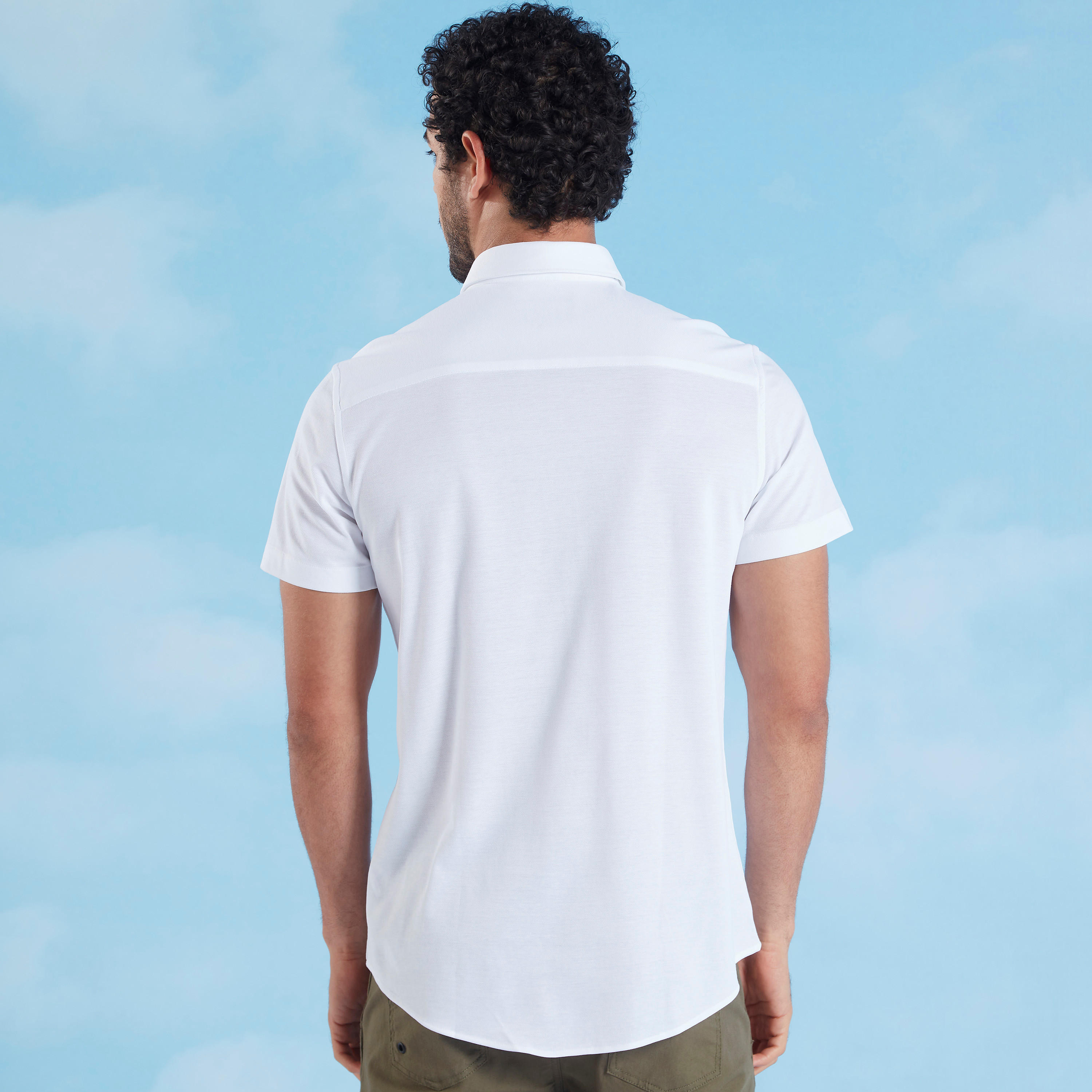 قميص رسمي سادة بأكمام قصيرة ووصلة أزرار-men-clothing-shirts-image-4