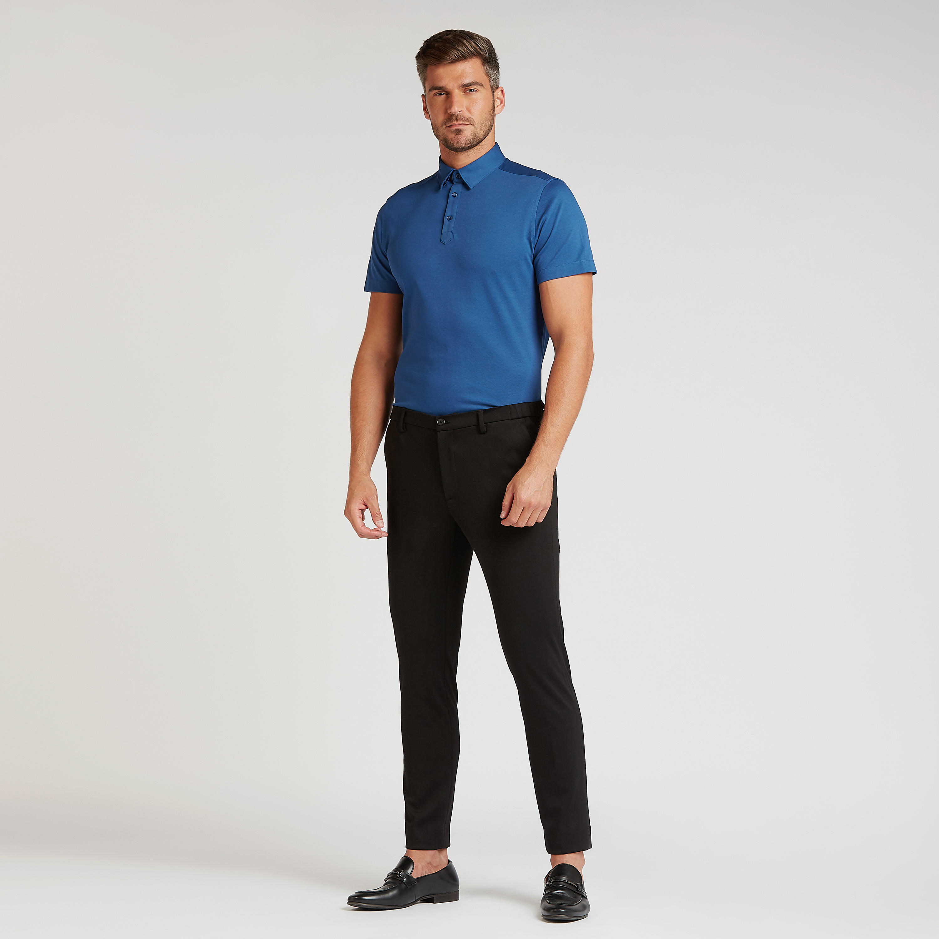 قميص رسمي سادة بأكمام قصيرة ووصلة أزرار-men-clothing-shirts-image-4